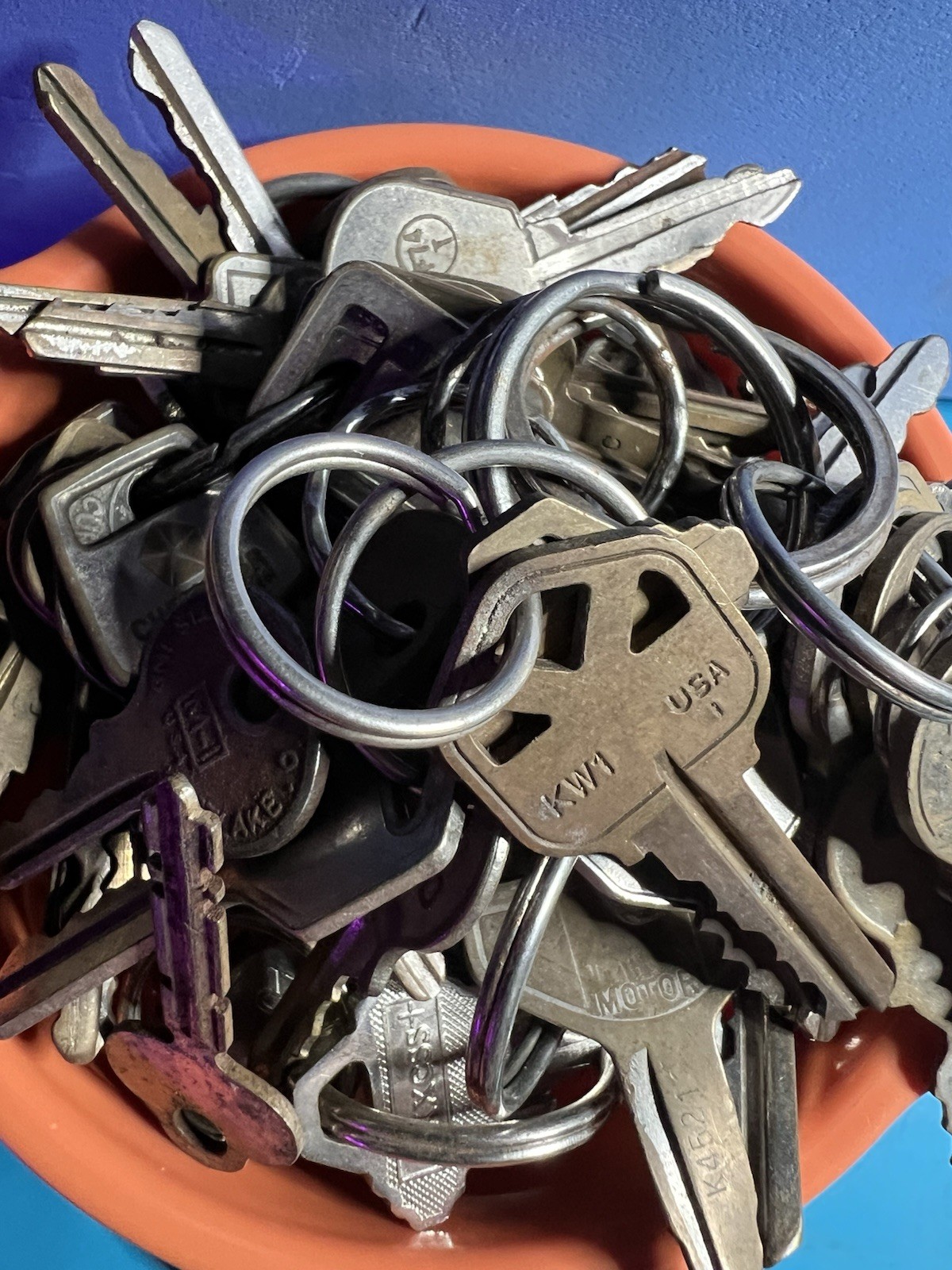 Bulk Lot of 30+ House Keys Mixed Brands Kwikset Master Lock Steampunk (Lot 2)