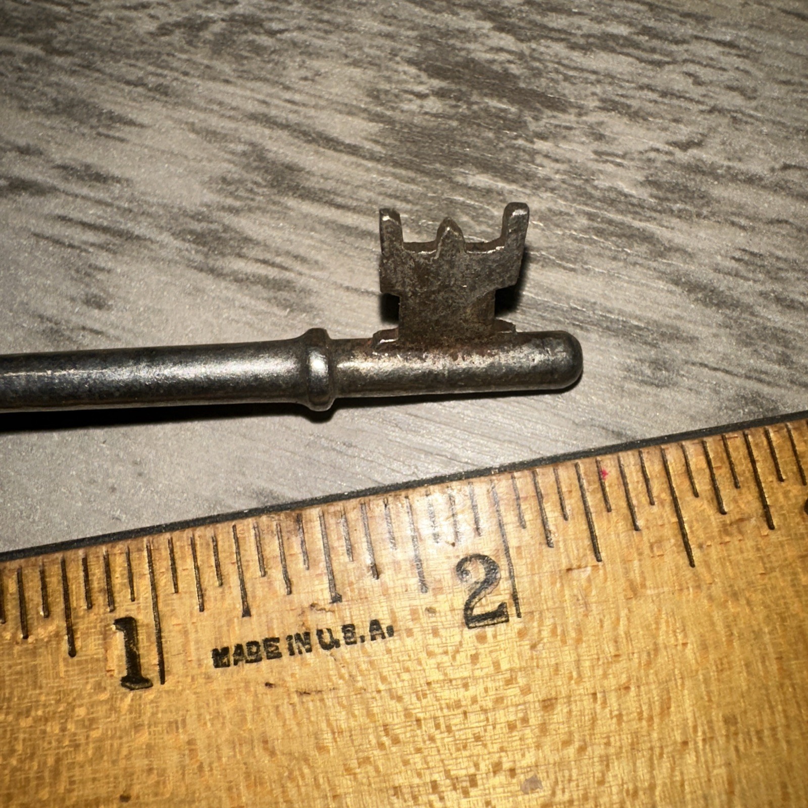 Antique Skeleton Key, Solid Barrel. Unique Head Design. 3.25” Legit