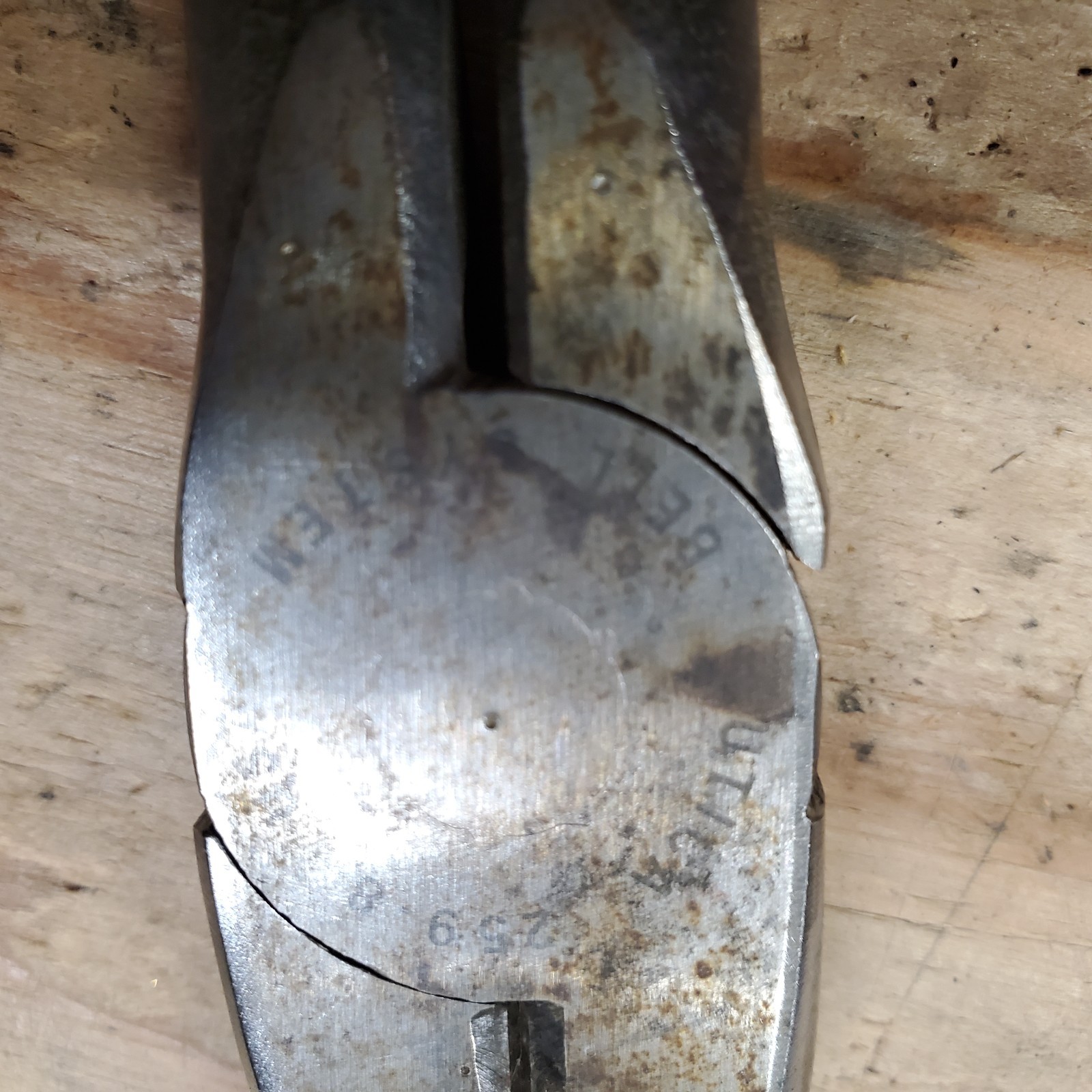 VINTAGE UTICA BELL SYSTEM LINEMAN’S PLIERS Red Handles