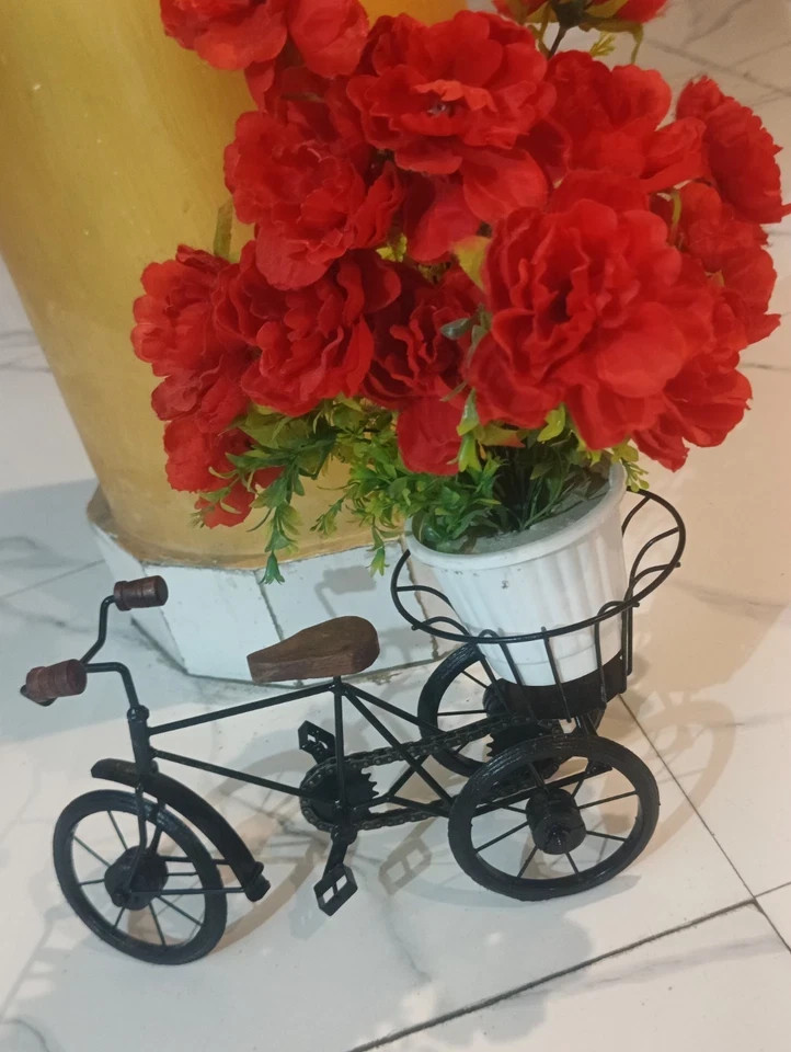 Steel Cycle Bicycle Artistic Home Decorative Item with Basket Painted Black Gift