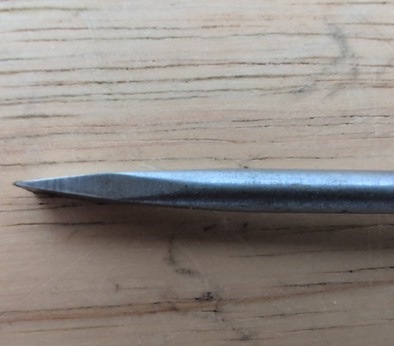 Snap On Tools SSDE68B Flat Tip Electronics Screwdriver Black Handle 11″ USA