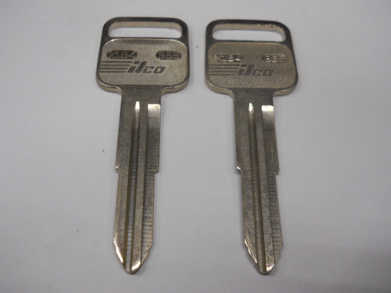 Ilco X184 Key Blank Fits Isuzu Suzuki Honda Geo B65 Lot of 2