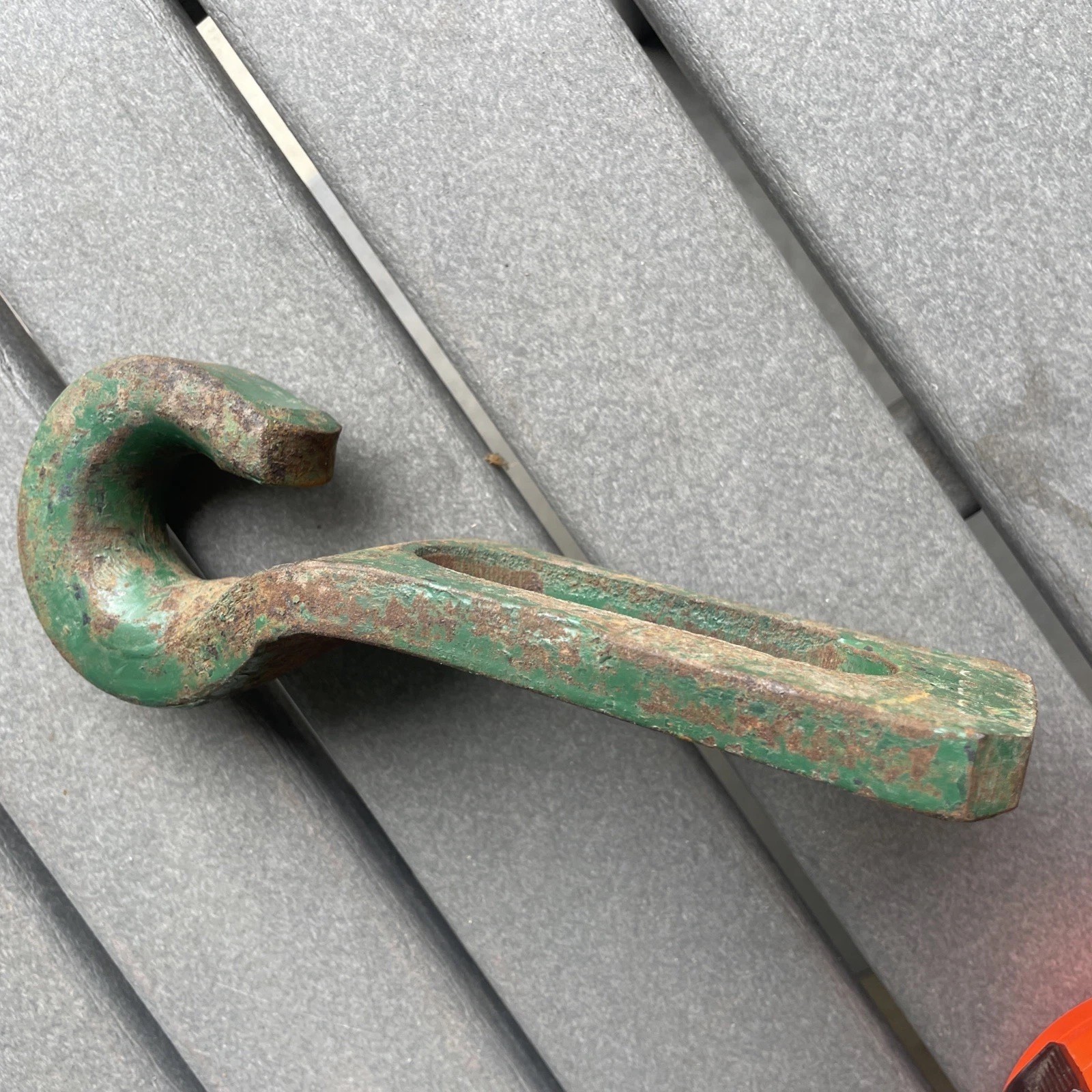 Old Berg Steel Barn Heavy Duty 2lb. Hook Rustic Decor 7.5” Pulley Mount