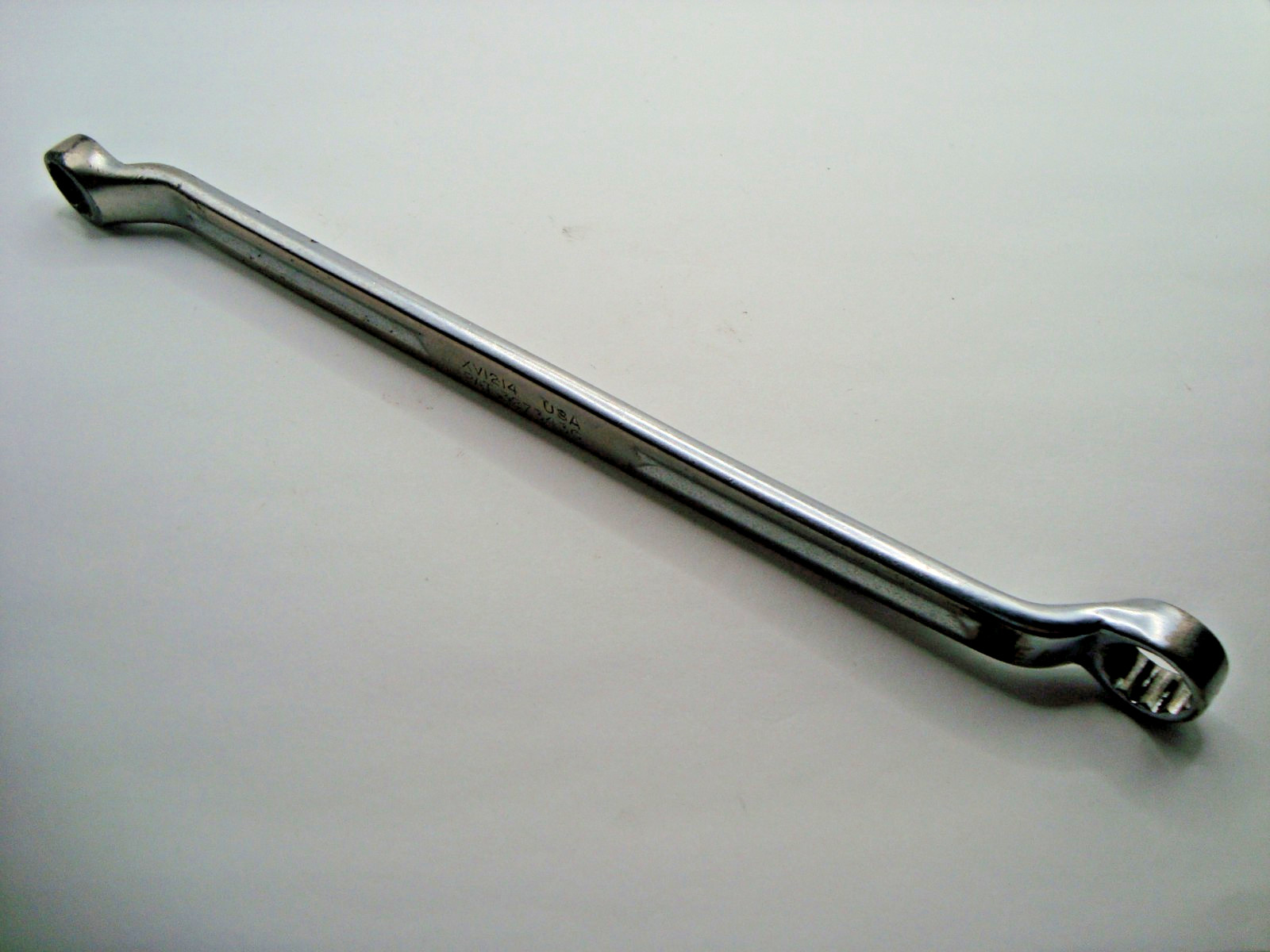 SNAP ON XV1214 3/8″ x 7/16″ OFFSET BOX END WRENCH / 12 POINT / 7-3/4″ LONG / USA