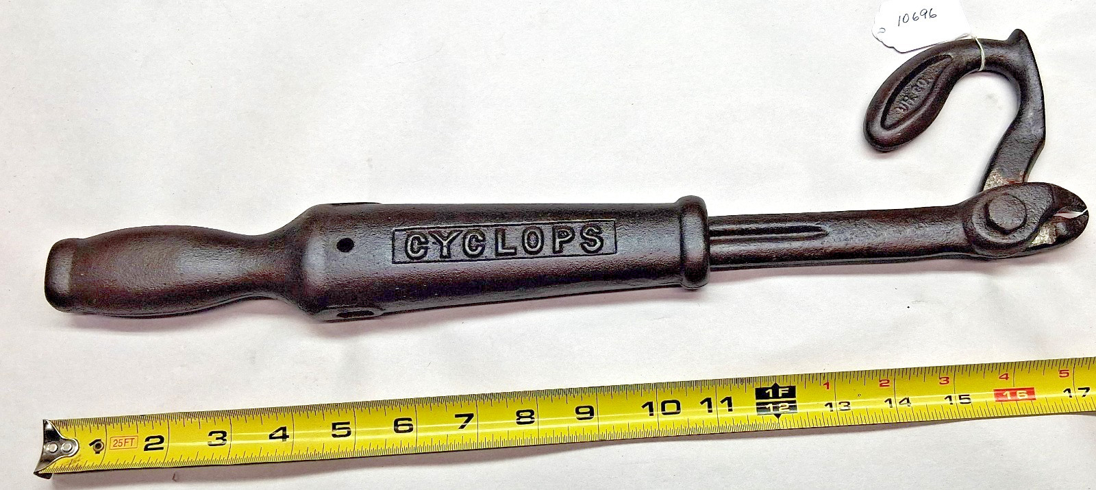 CYCLOPS Vintage Nail Puller, UNION HARDWARE, Torrington, Conn, USA