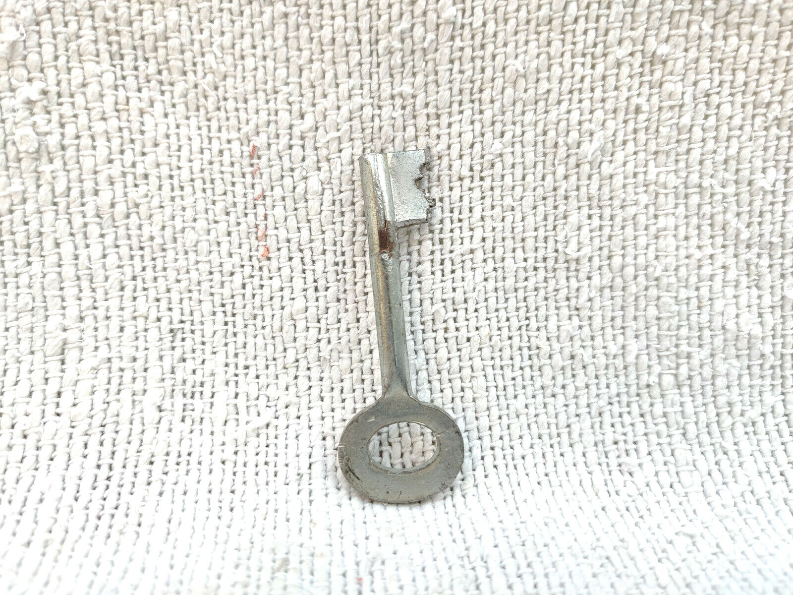 1950s Vintage 27 Aligarh 7 Levers Padlock Chhatri & C Iron 573 Grams PD177