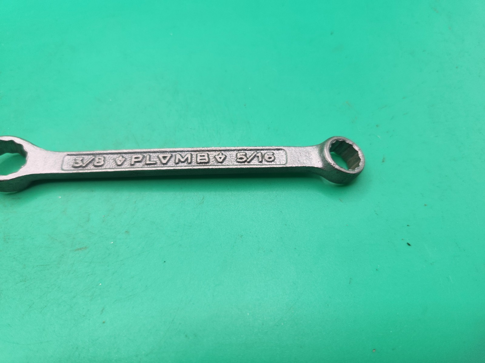 Vintage Plomb 1120 Pebble 3/8″ x 5/16″ Double Box End Wrench Plvmb Plumb USA