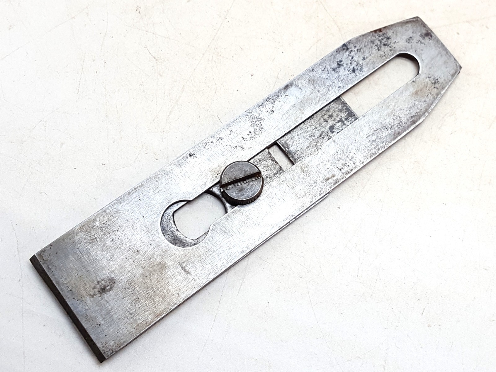 5522 Stanley No. 3 & 5 1/4, No. 603 & 605 1/4; Double Iron, “V” Trademark