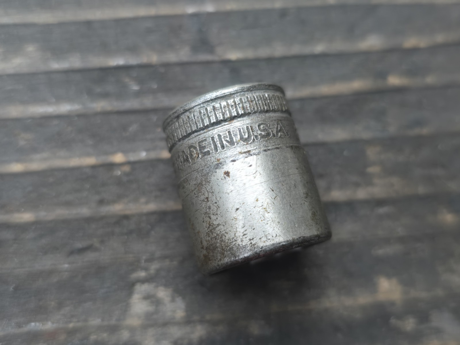 SNAP-ON TOOLS F-180 – 3/8″ Drive 9/16″ 12pt Standard Socket 1941 – USA