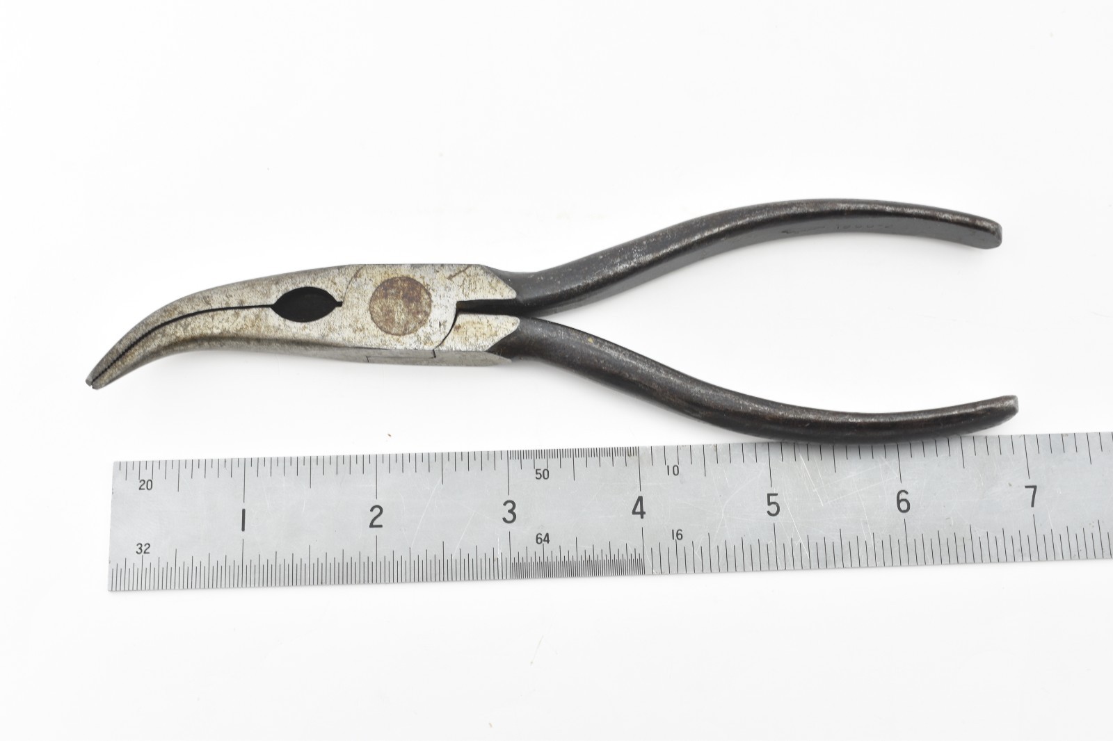 Unusual VTG E.A Berg Sweden Offset Curved Needle Nose Pliers 2431-7 Eskiltuna