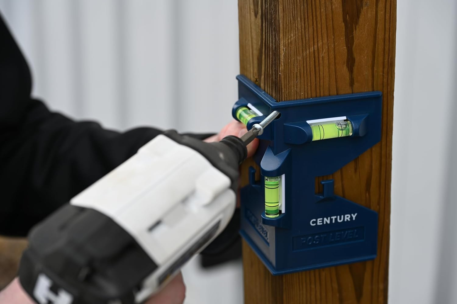 72898 Post Level | Cuts Metal & Plastic, Post Level Features a Magnetic Strips,