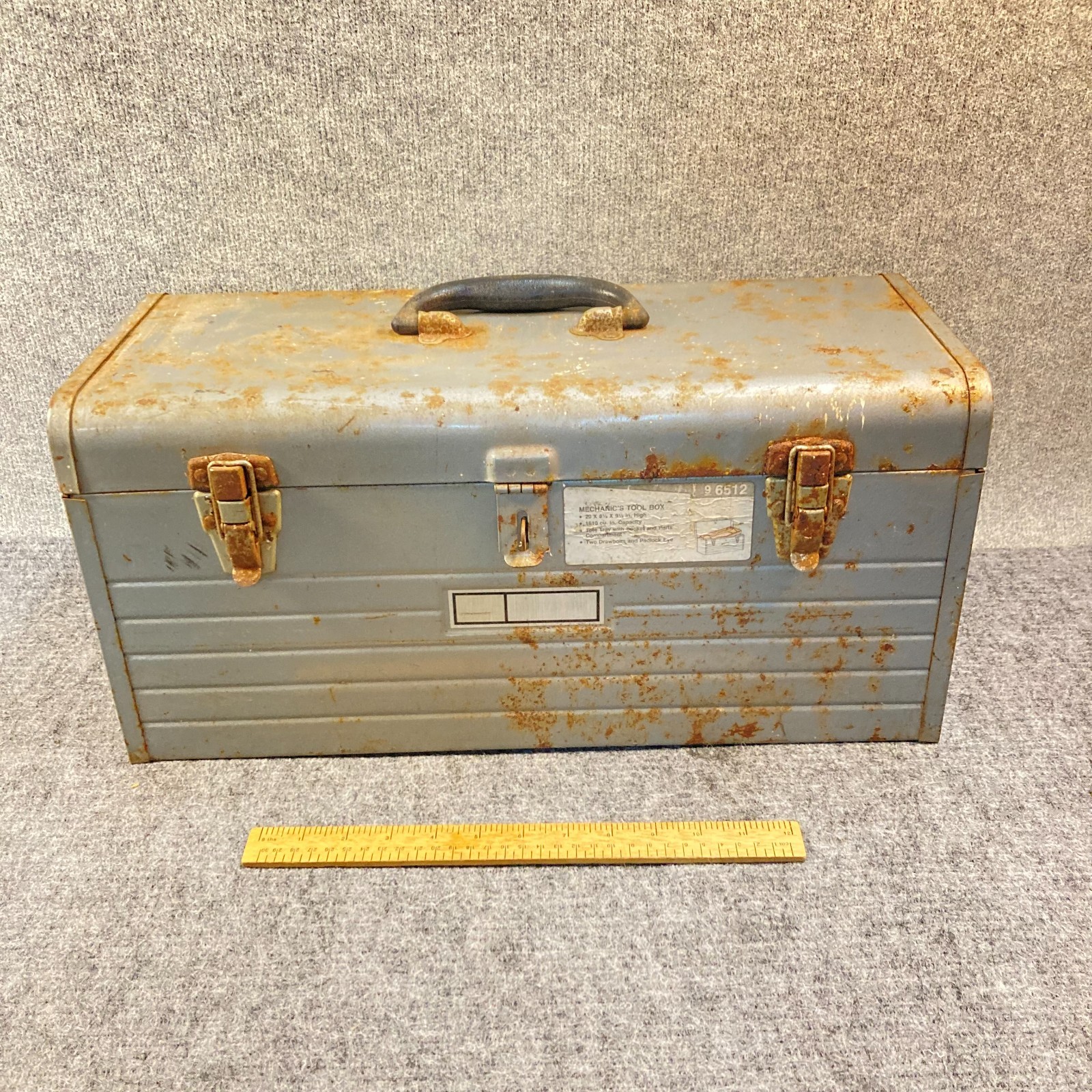 Craftsman Mechanics Metal Toolbox Gray 20″ x 8 1/2″ x 91/2″ w/ Red Tray USA