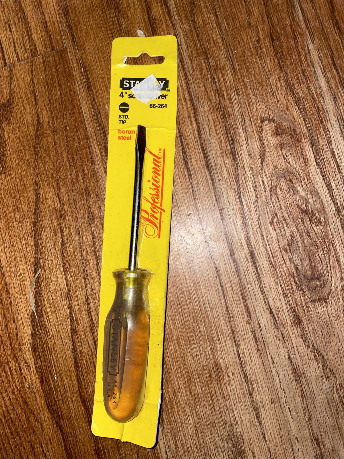 STANLEY Professional USA 1/4″ x 4″ Shank Slotted Flat Tip Screwdriver 66-264 NOS