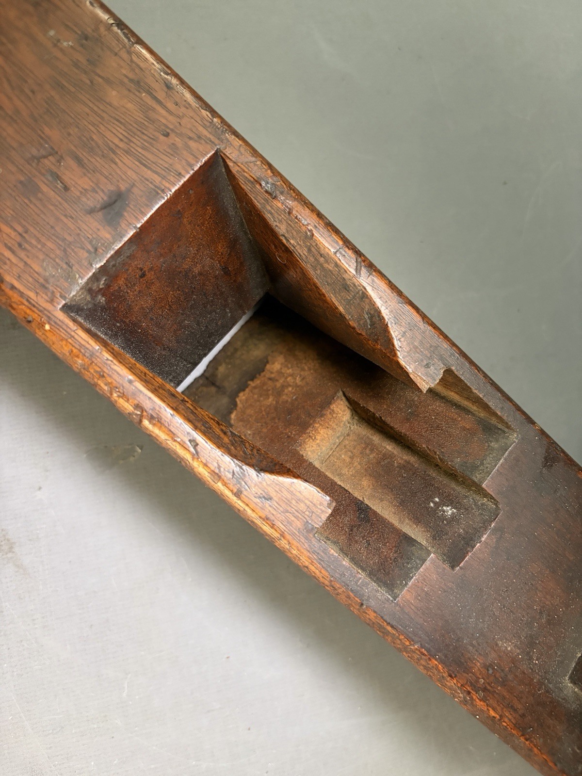 Antique 22” Wooden Jointer Plane w/ Buck Brothers Warranted Cast Steel Blade