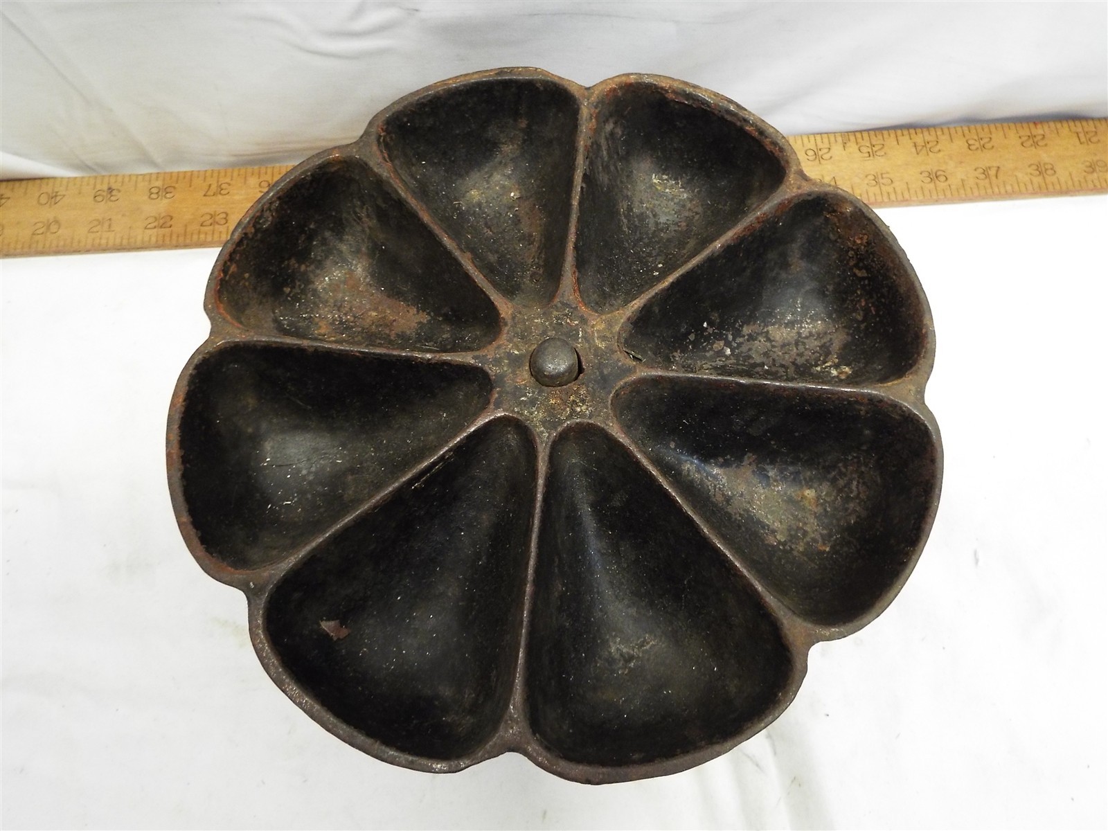 Star Cast Iron Nail Cup Lazy Susan Caddy Holder Hardware Bin Tray Spinning Tool