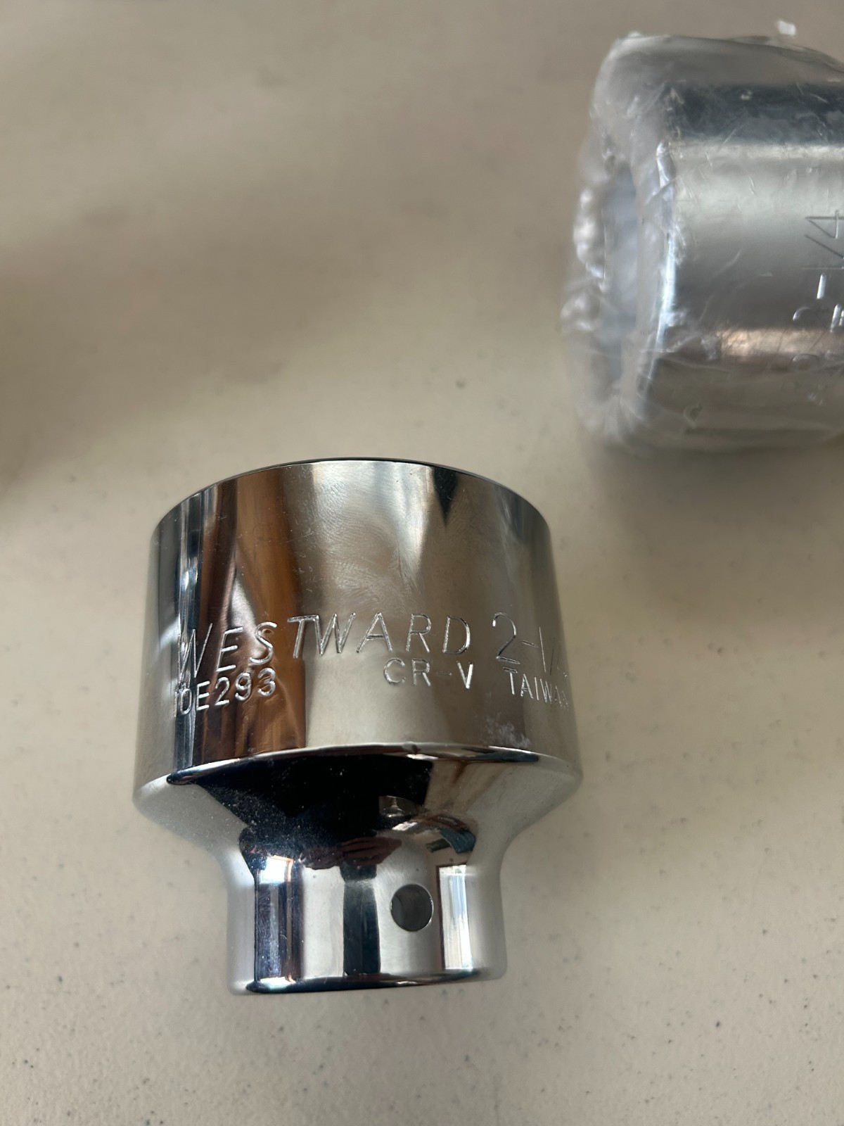 Westward 10E293 Westward 3/4 In Drive, 2-1/4″ Sae Socket, 6 Points, Steel