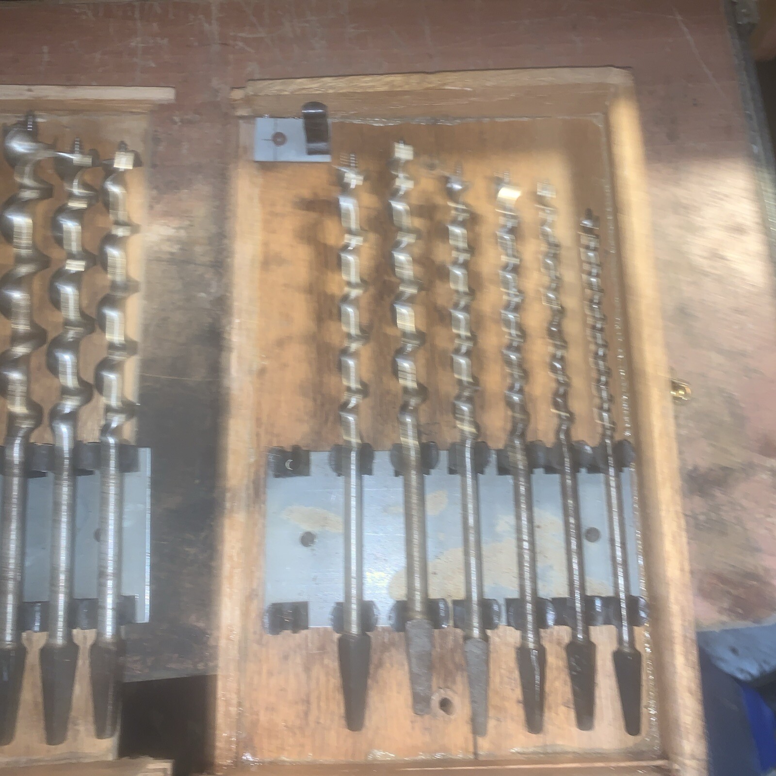 vintage rare Irwin Solid Center Auger Bit Set in wooden case