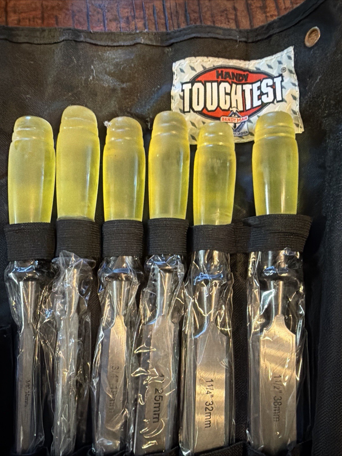 Handy Toughest 6-Piece Wood Chisel Set with Roll-Up Pouch – New Old Stock
