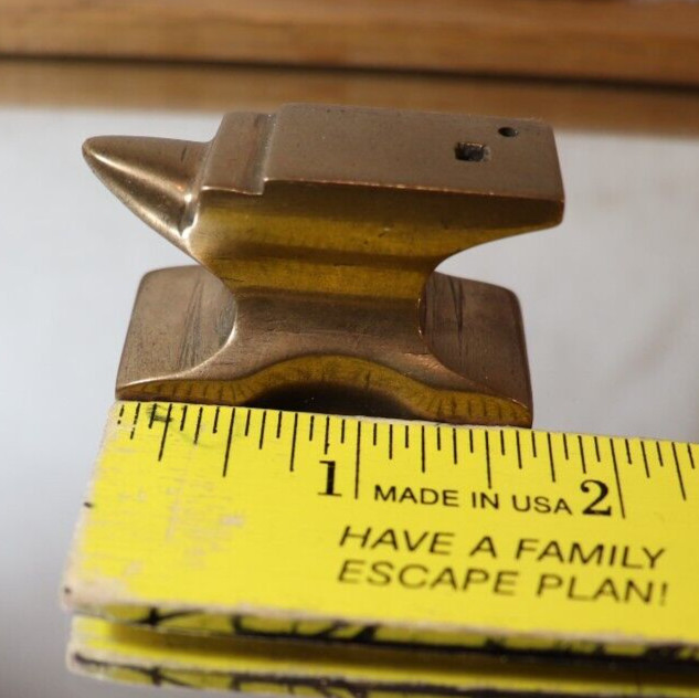 SCARCE TRUE VINTAGE MINATURE SOLID BRASS ANVIL 1-7/8″ BY 7/8″ NICE CLEAN PIECE