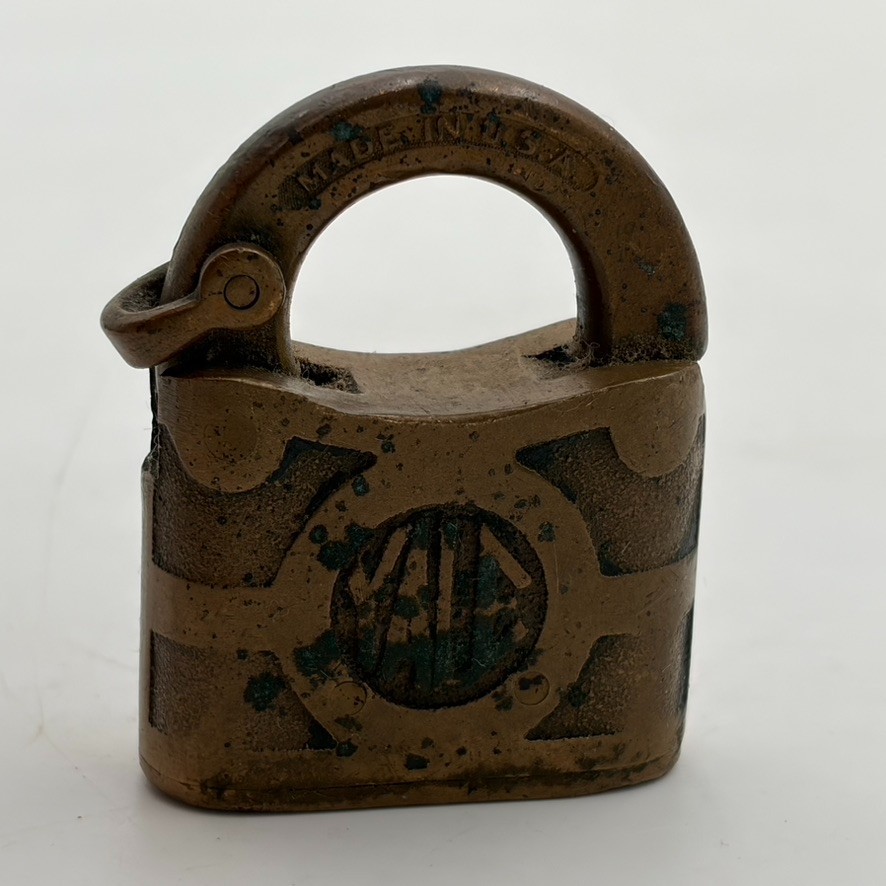 VINTAGE YALE & TOWNE BRASS PADLOCK No Markings W/ Chain Loop No Key