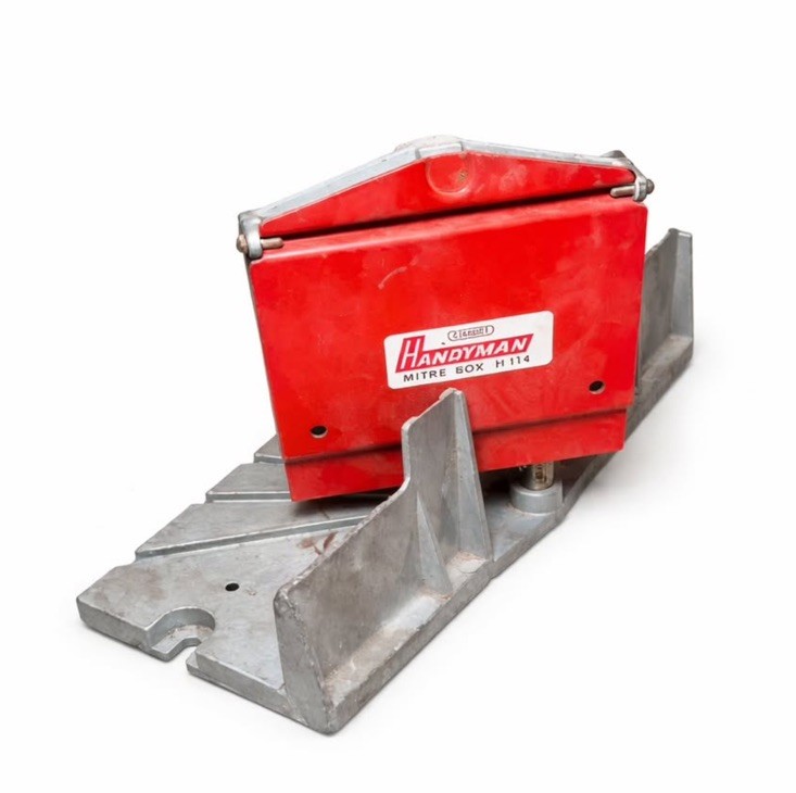 Stanley Handyman H114 Mitre Box Vintage Cast Metal Miter Saw Guide Tool