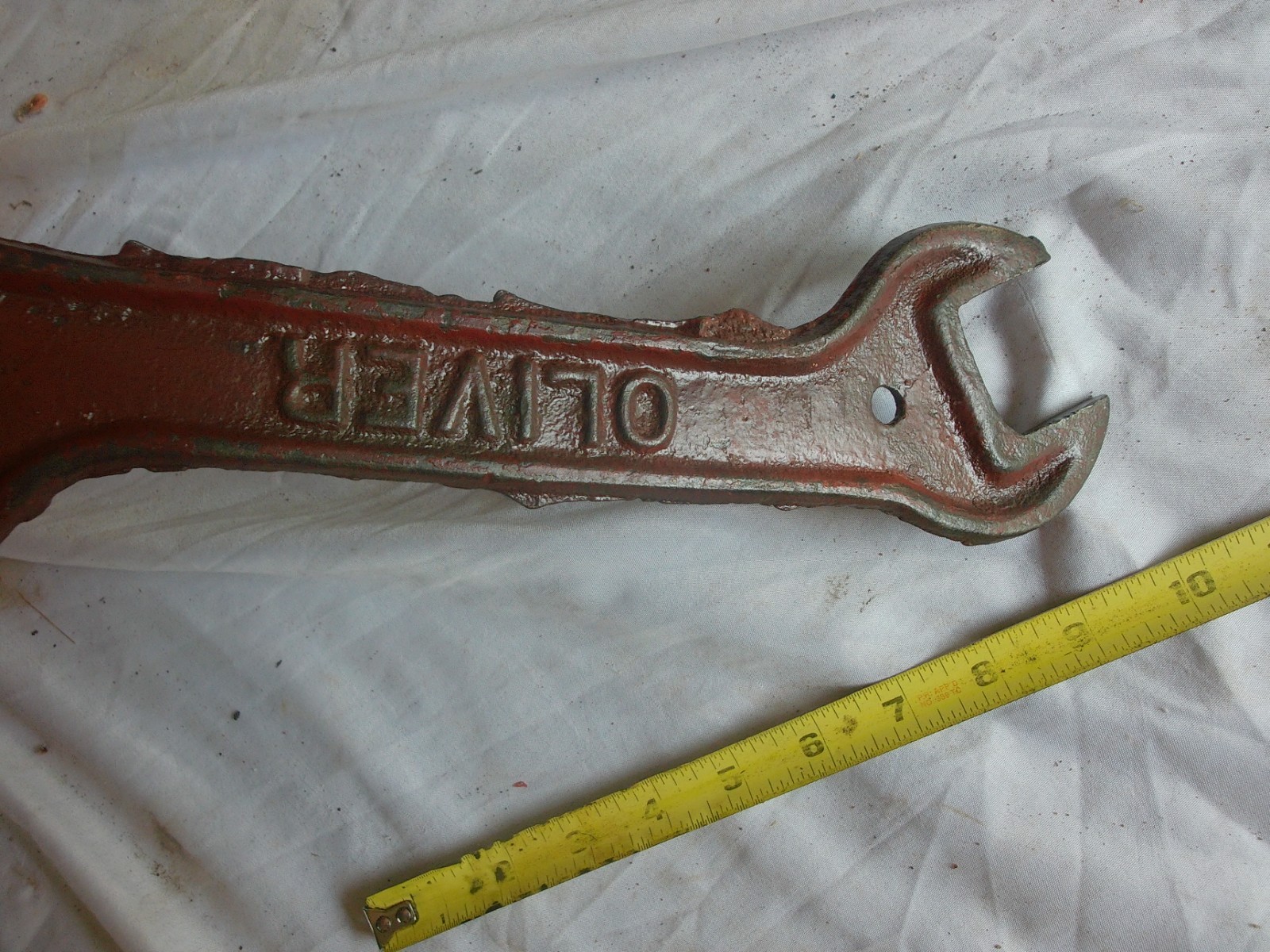 Vintage 13″ Oliver Wrench RP210 26-30