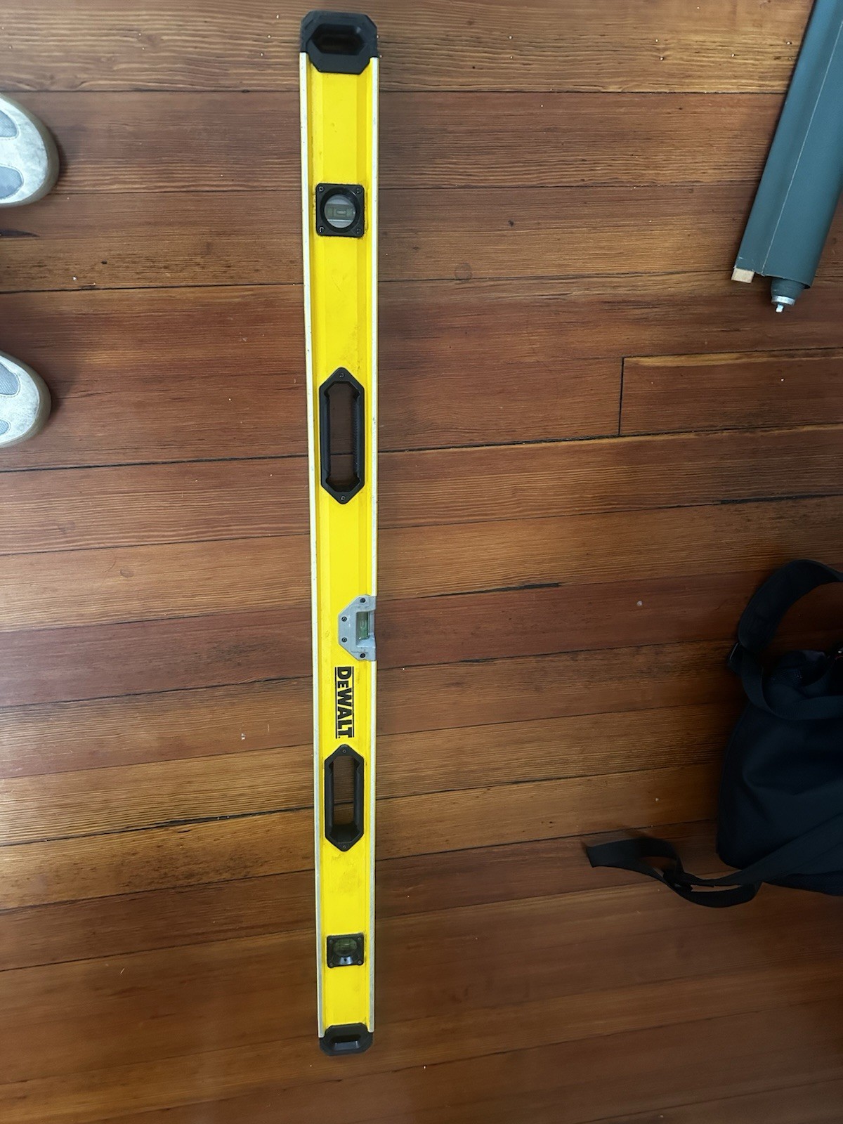 DEWALT 48 in. Magnetic Box Beam Level