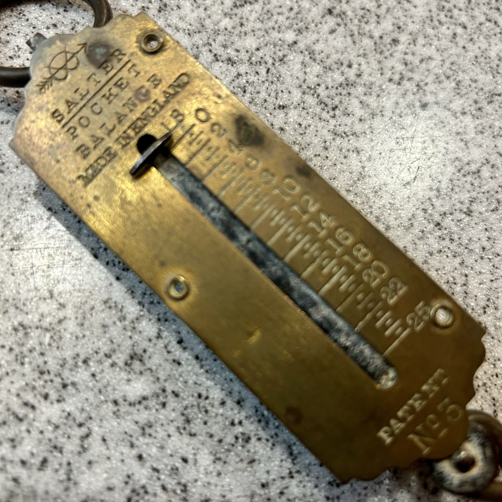 Salter Vtg Pocket Spring Balance 25 Lb Hanging Scale England Brass Metal Antique