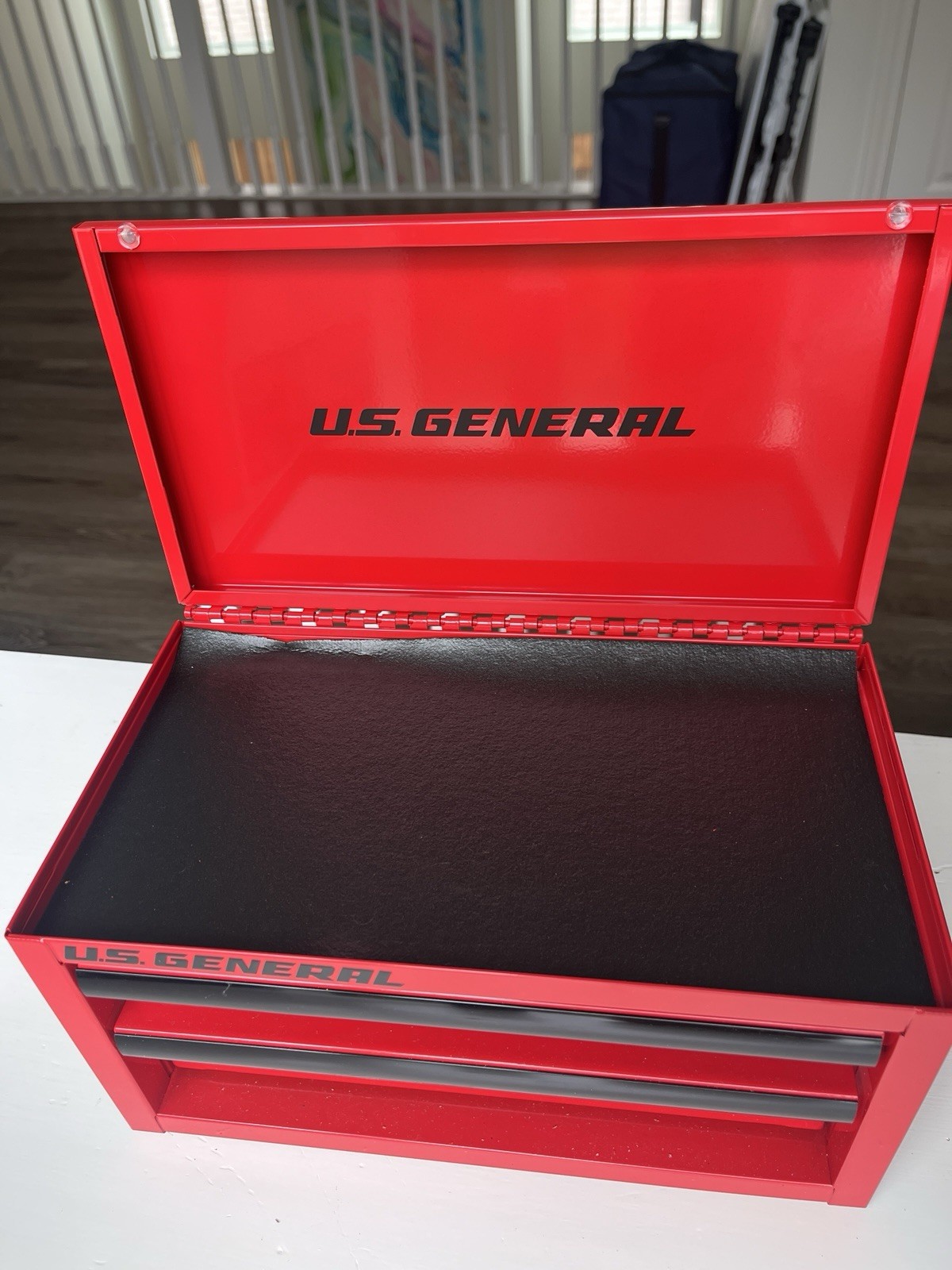 US General mini Red Metal Toolbox Tool Box Tabletop