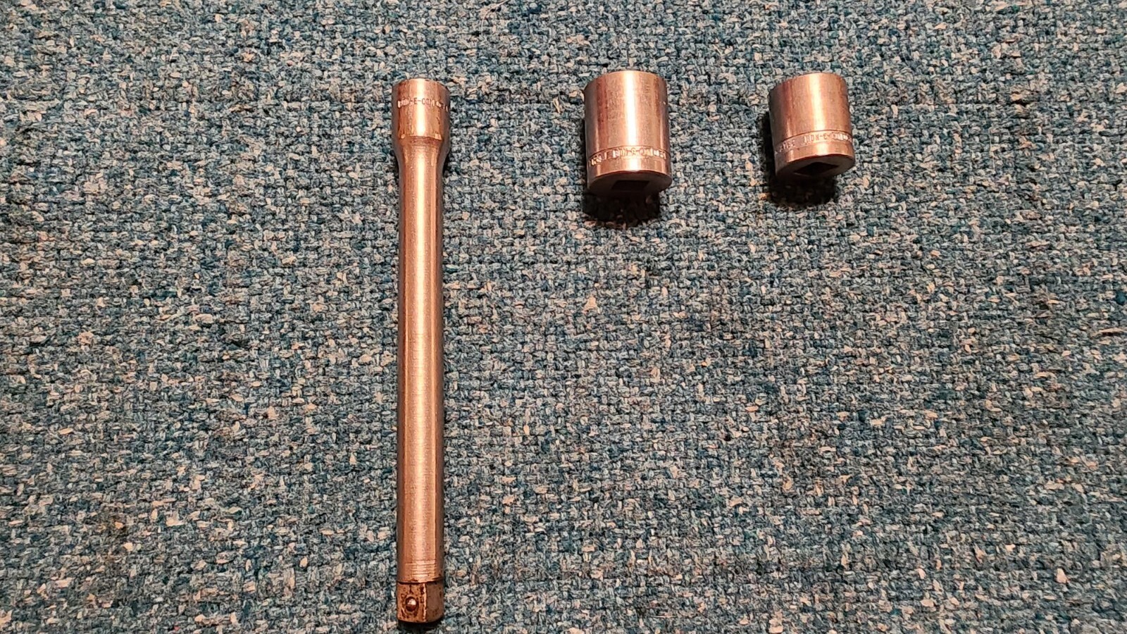 Bon-e-con USA 3/8” Dr Extension 6” (ZT606) & Sockets: 3/4″ (ZT24) & 11/16″(ZT22)