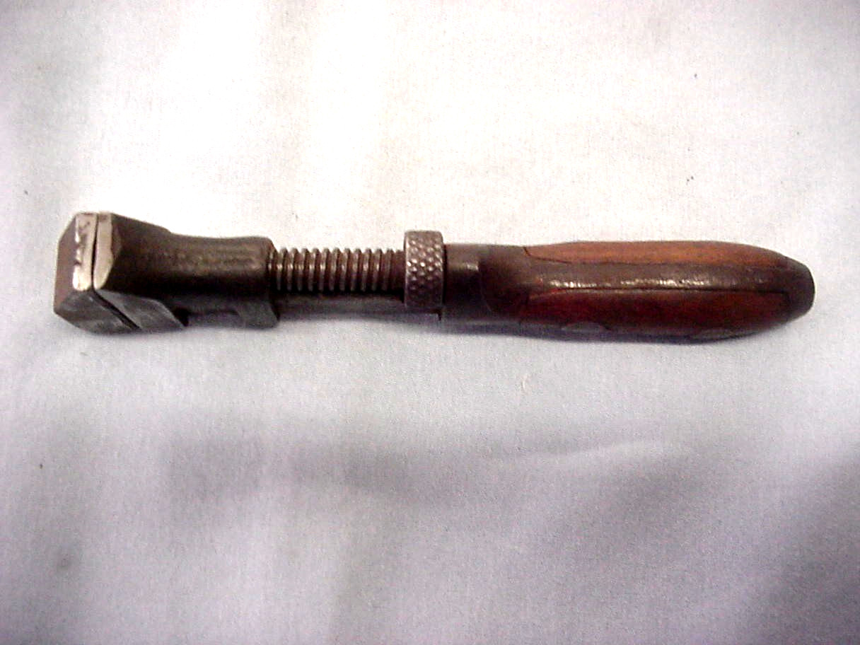 Winchester Monkey Wrench No. WB-6″ Vintage Adjustable Wood Handled Hand Tool