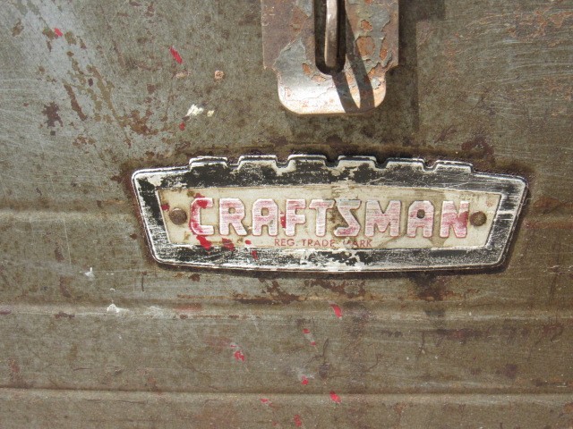 VINTAGE METAL CRAFTSMAN 18″ PORTABLE TOOL BOX WITH TRAY 18″ L X 6″ H X 8″DEEP