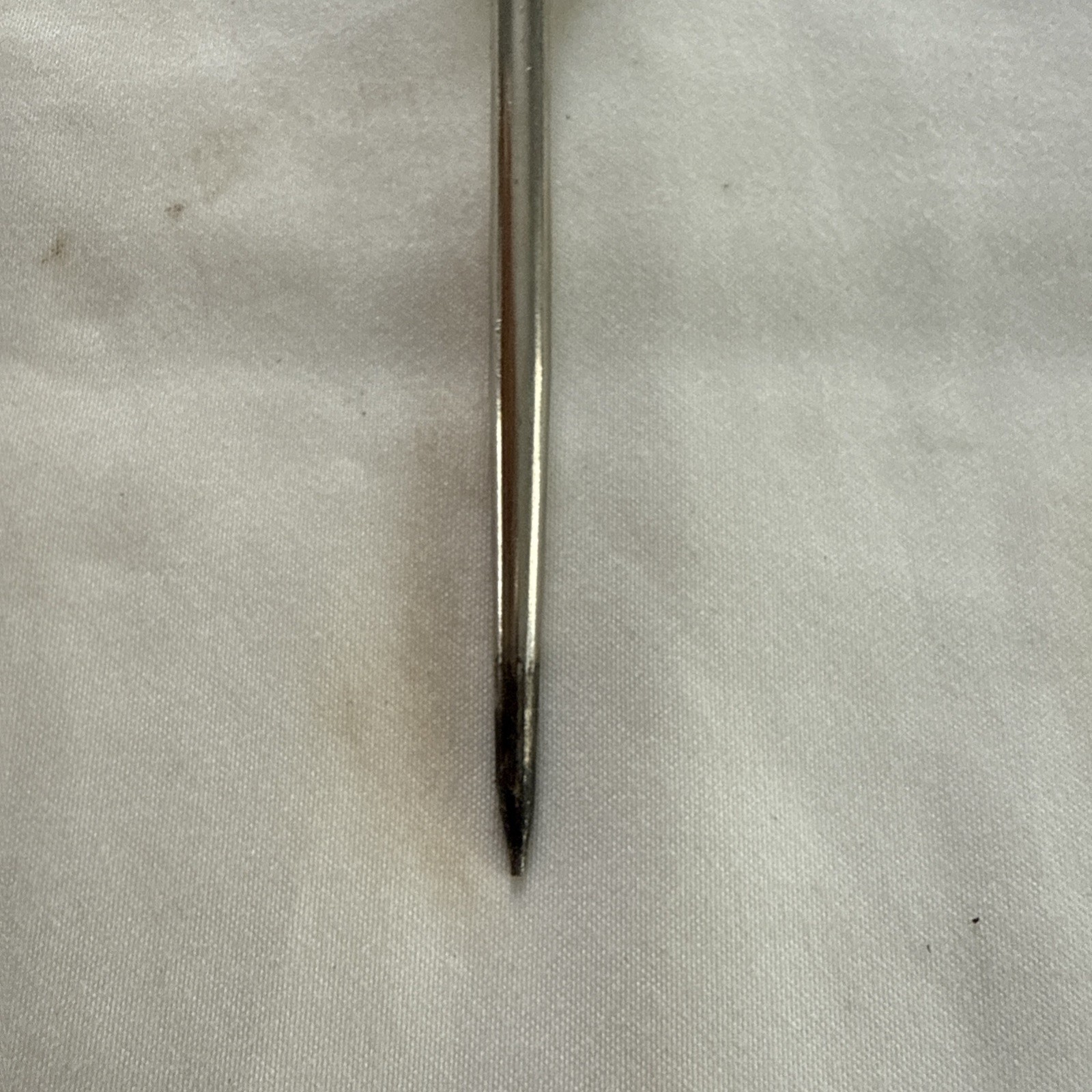 Stanley 69-122 6-1/16″ Alloy Steel Blade Wood Handle Scratch Awl