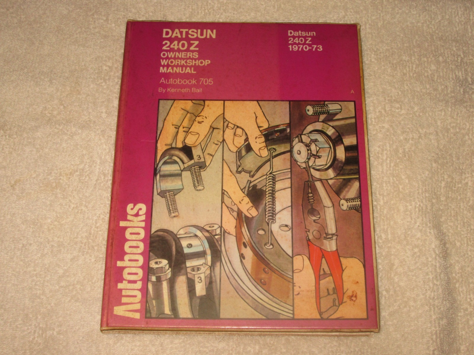 Autobook 705 Datsun 240z 1970-73 Kenneth Bell & Chilton’s Repair Manual SEE PICS