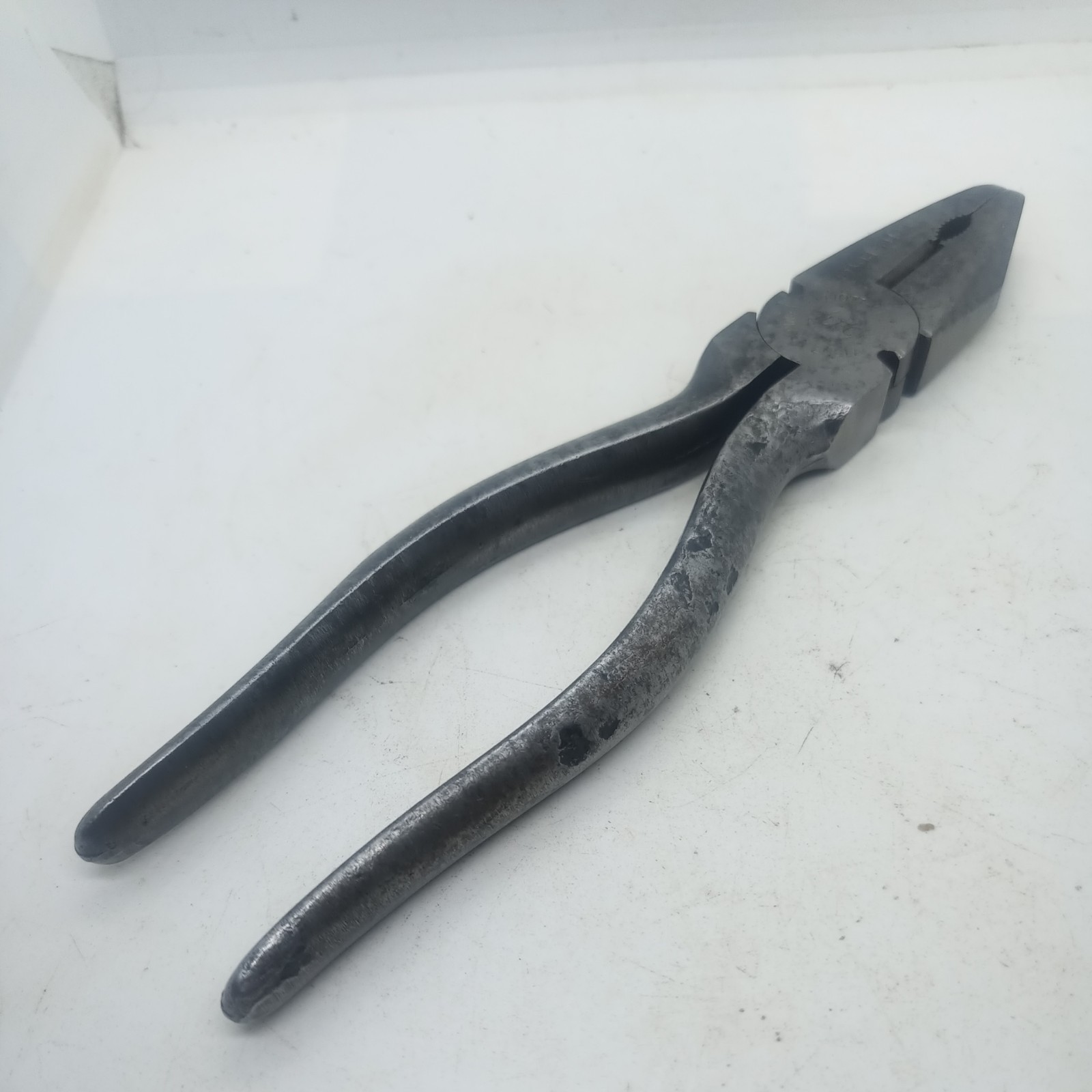 Vintage Rolls Royce Elliott Lucas Elect PW2126 – 7″ Combination Pliers Tool Kit