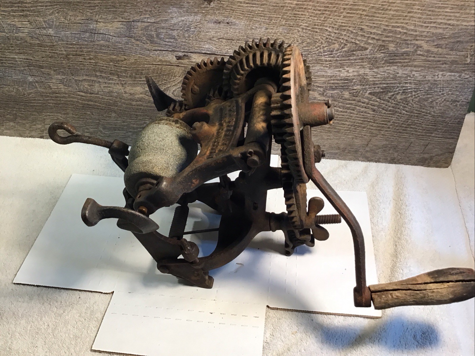 Antique McCormick Deering Working Hand Crank Scythe Sickle Grinder Sharpener