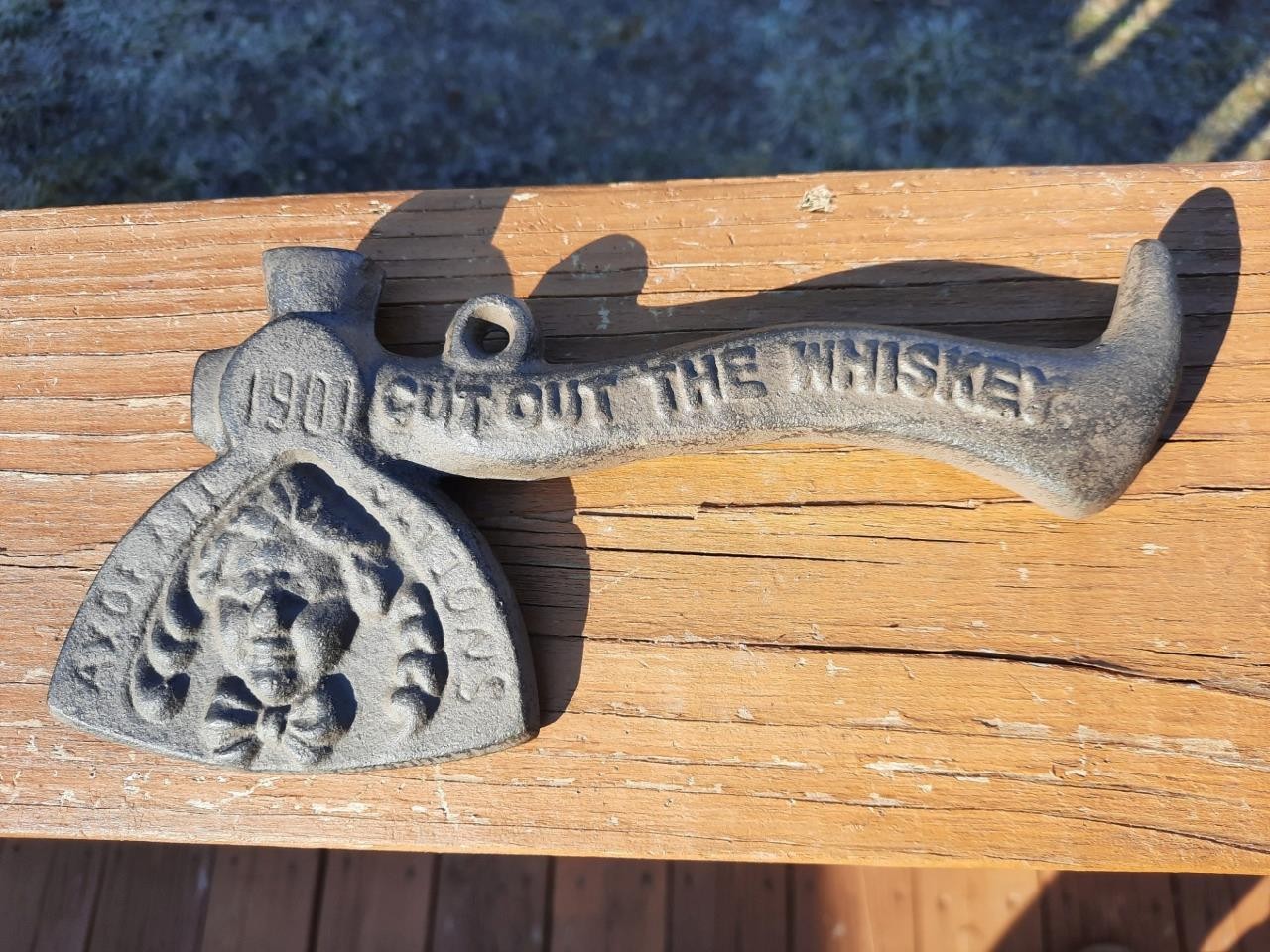 1901 WHISKEY PROHIBITION CAST IRON AXE ART STOVE CO DETROIT MI ADVERTISEMENT