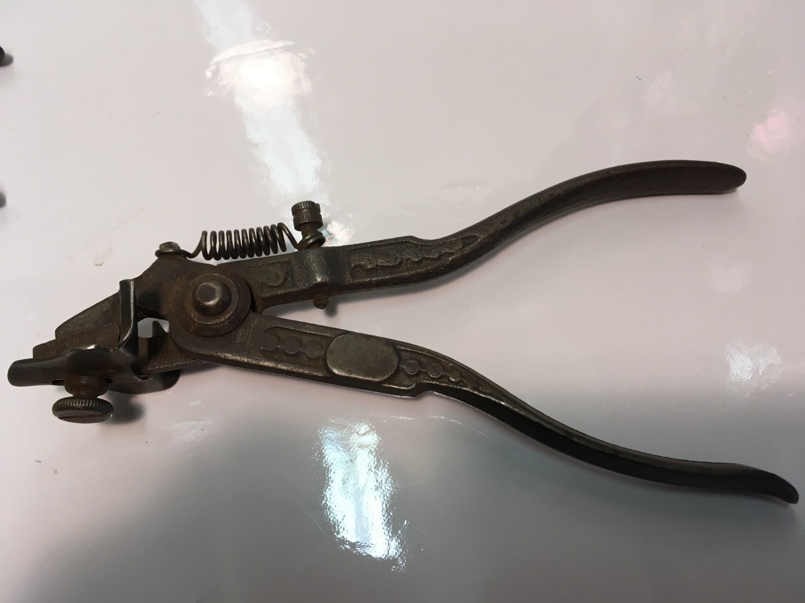 Lot Of 5 antique Used Cross Cut Saw Set Tools