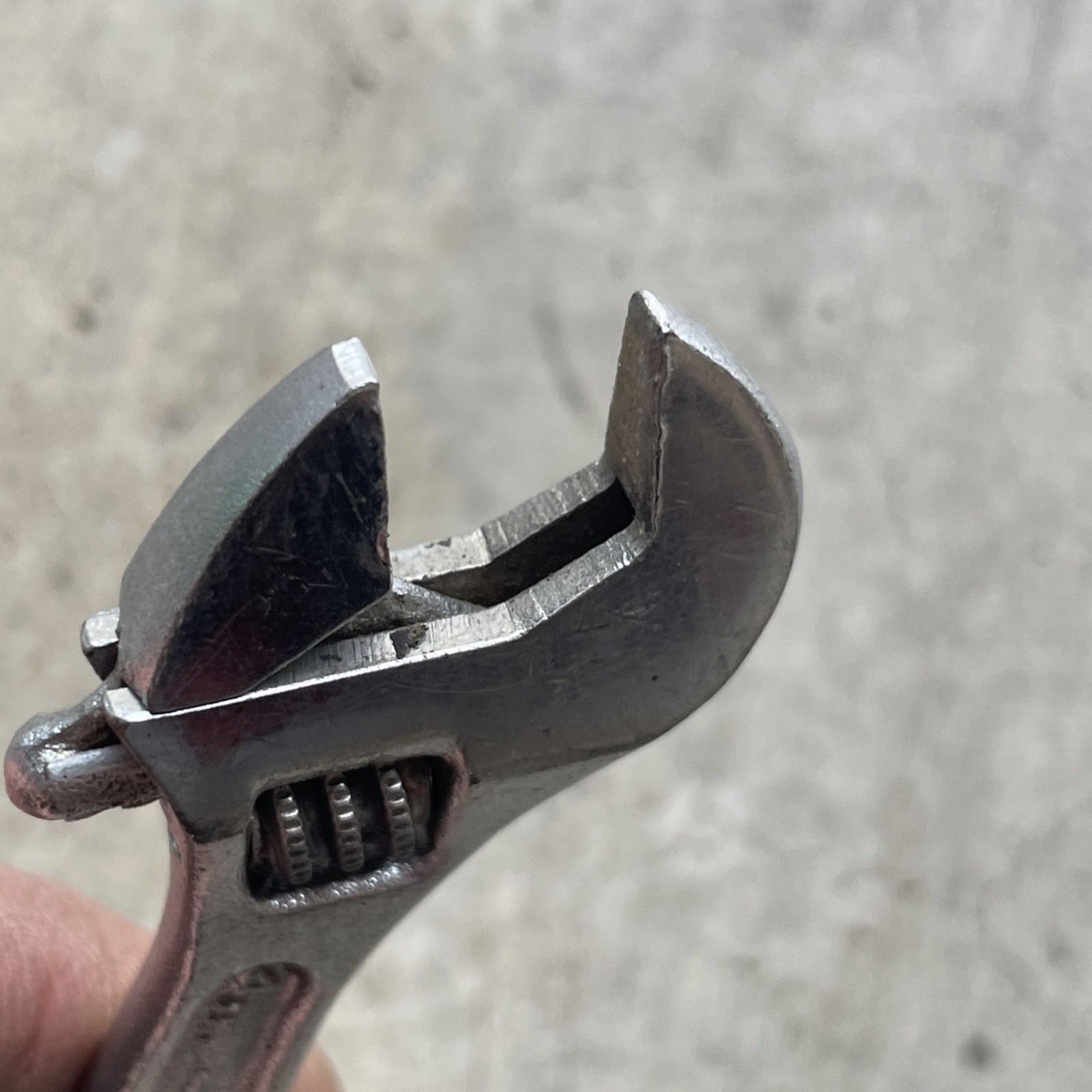 Vintage Diamond Calk Tool & Horseshoe Co. 4″ Adjustable Wrench Diamalloy Forged