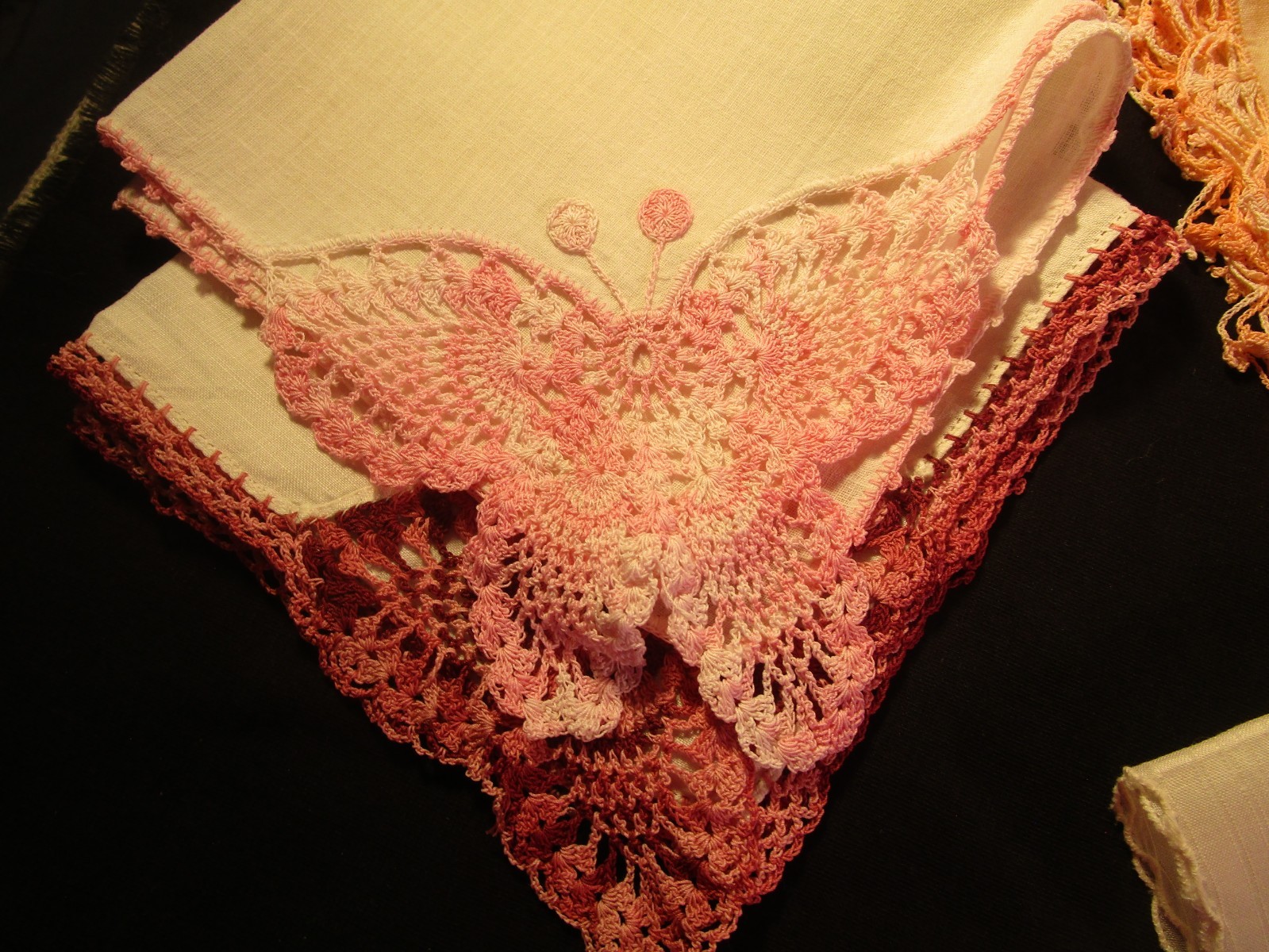 VTG. LOT OF 40 HANDERCHIEFS LAUNDERED NO DAMAGE 1 SILK-GEOMETRICS