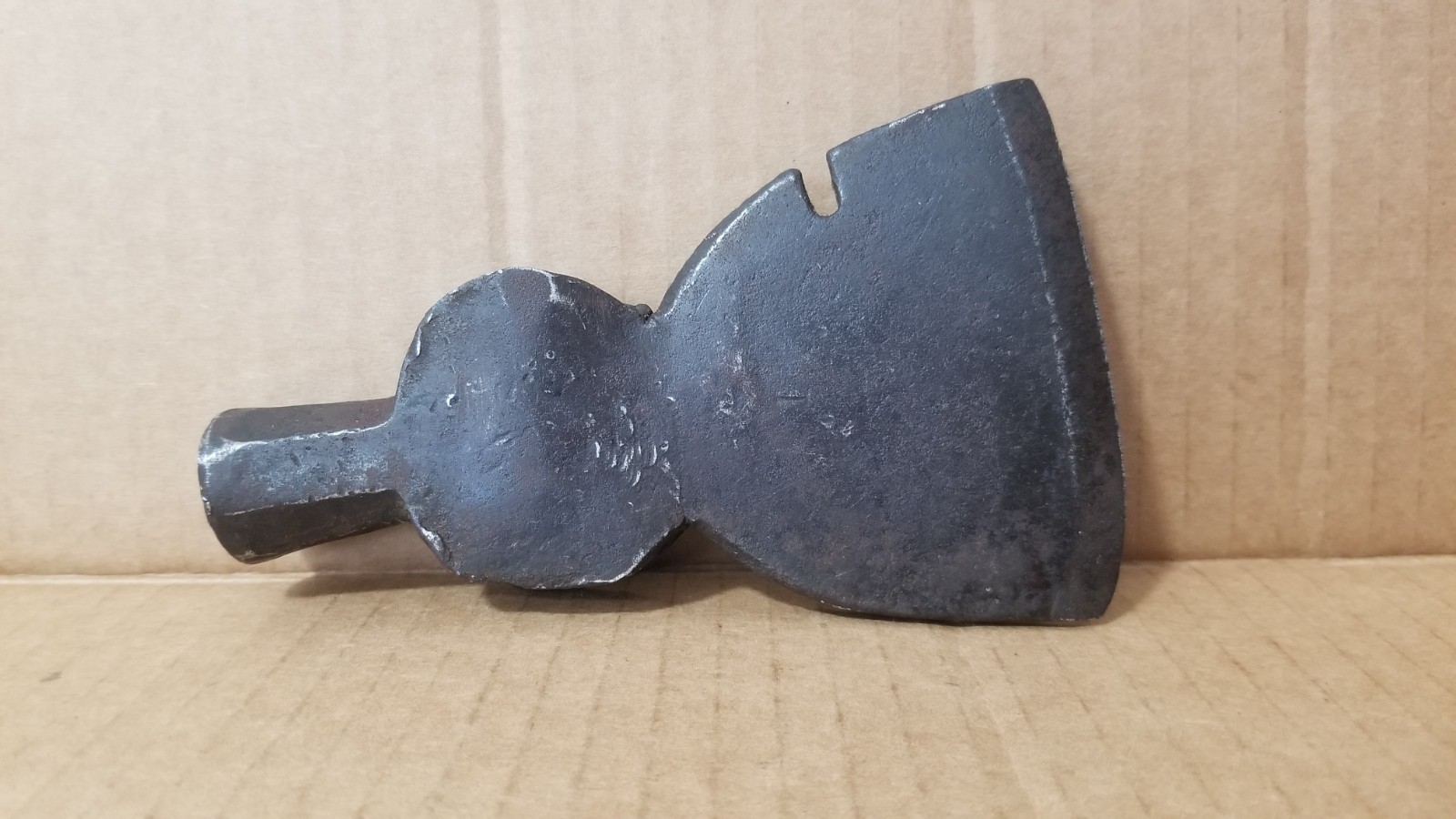 Vintage Hatchet Axe Nail Puller Hammer Head Weight 15.8 oz VGC