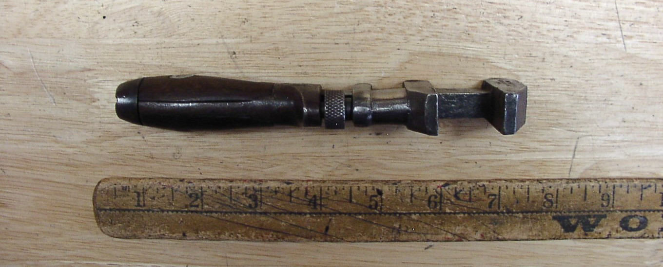 Antique Coes Wrench Co. Perect Handle Monkey Wrench,6-1/2″,15/16″ Capacity,XLINT