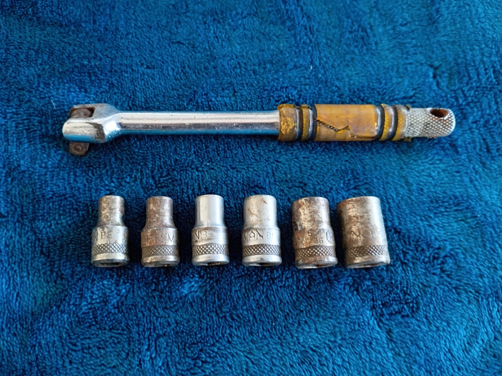 Vintage Craftsman BE Amber Handle 1/4” Drive Breaker Bar & BE 1/4” Sockets