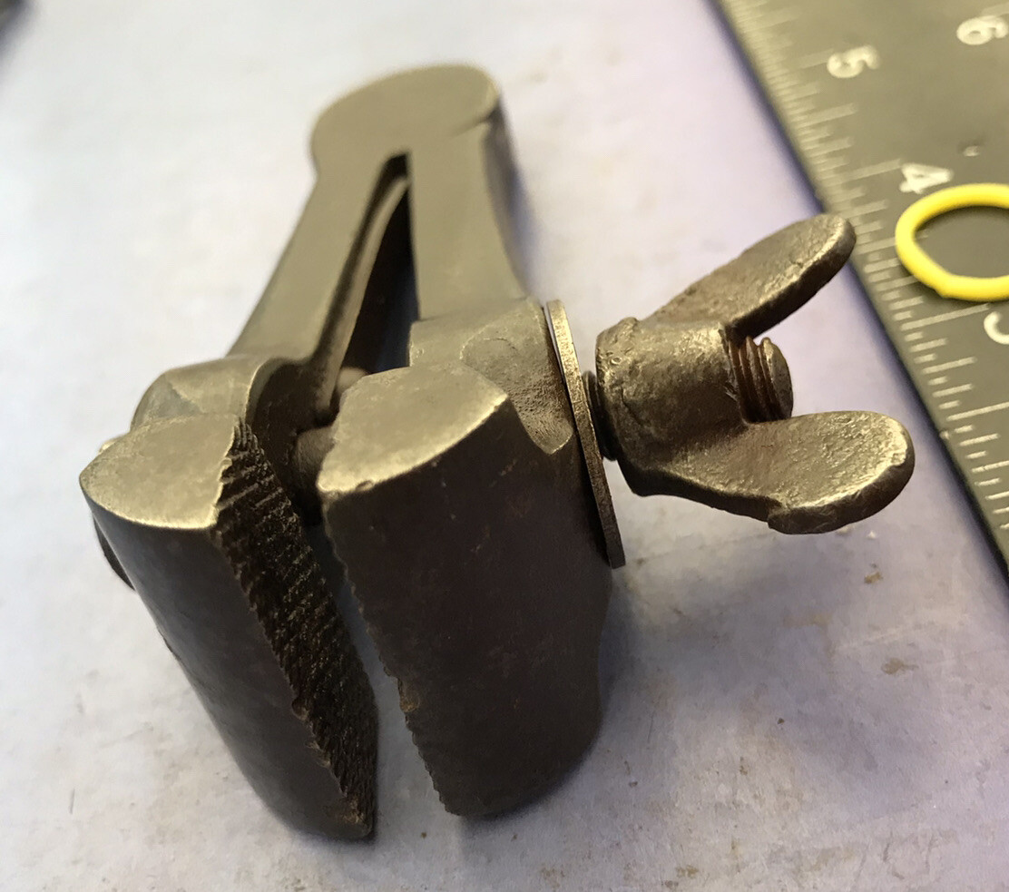 AM 1940 Wynn Timmins Gunsmith Artillery Handheld Vice 701972 Vintage Clamp 4”