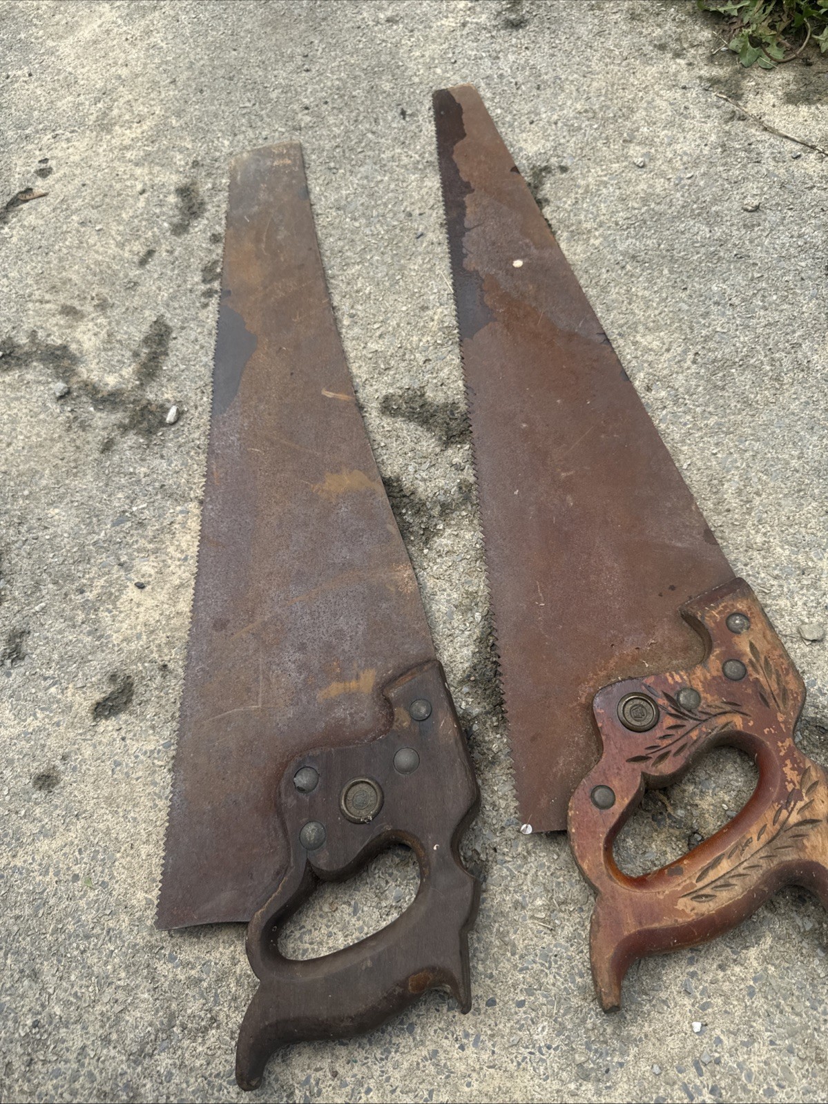 Lot Of 2 Vintage Antique Hand Saws Disston 26”