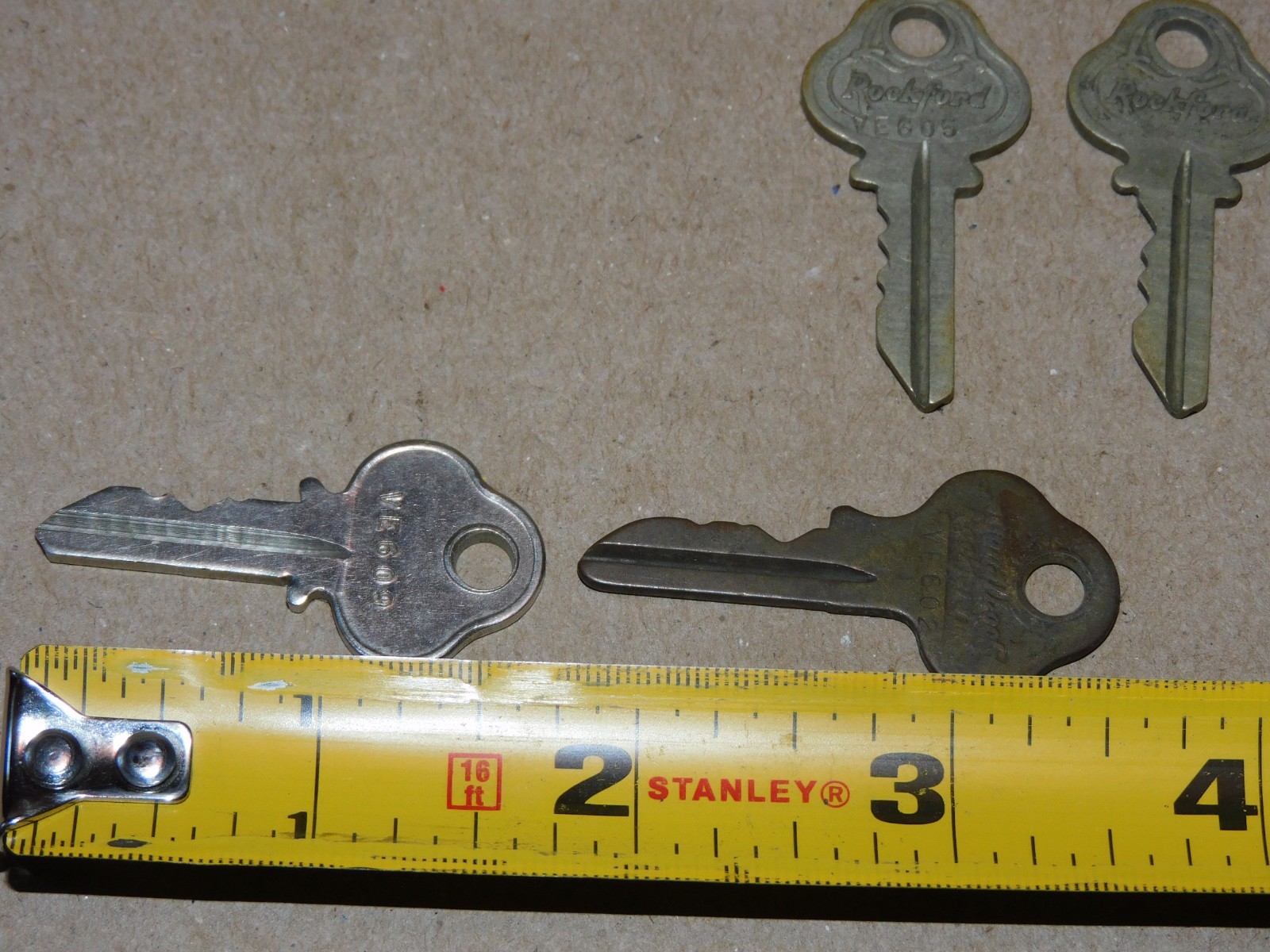 Lot of 9 Vintage National Rockford Vending ? Machine keys