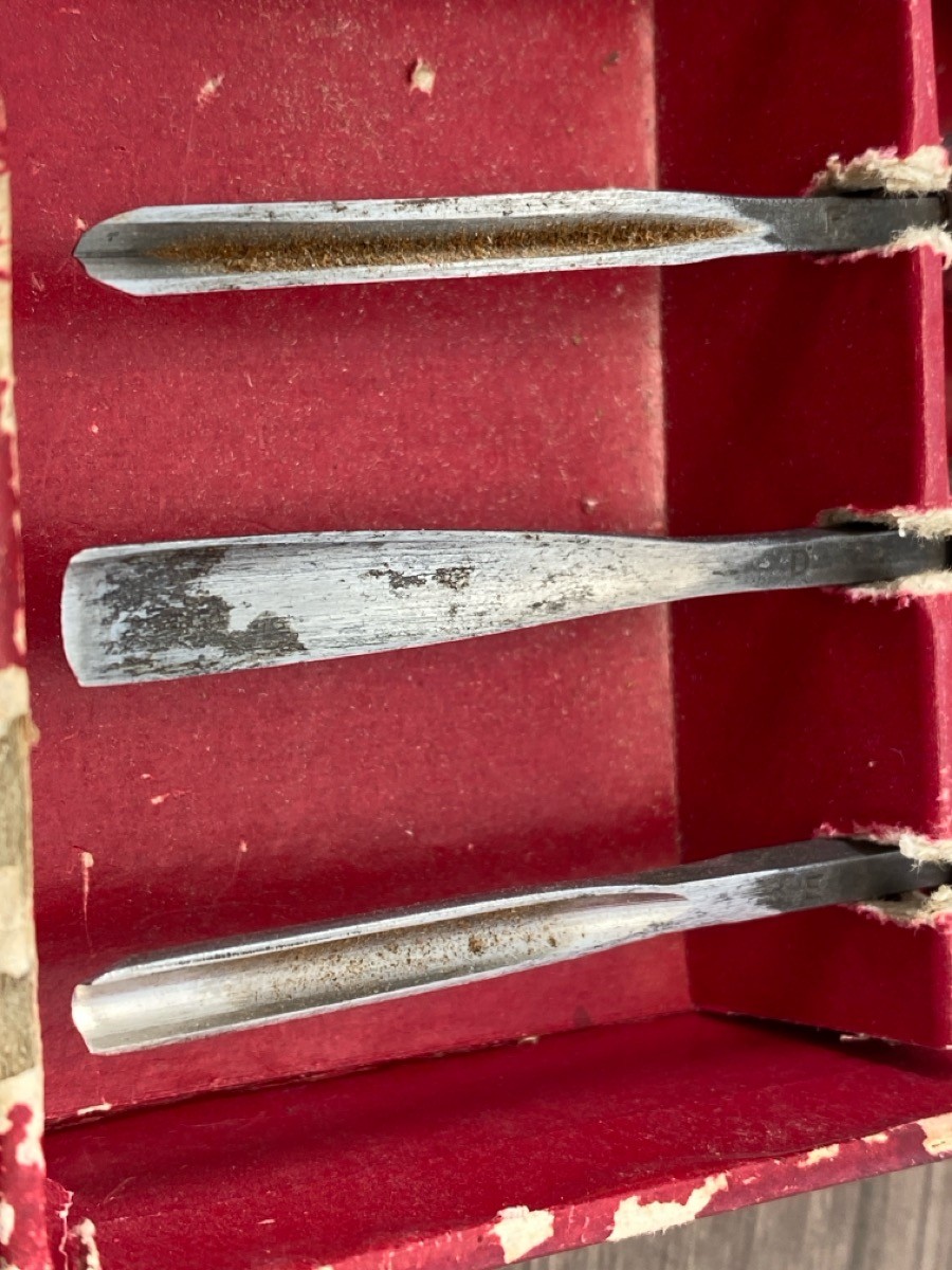 MILLERS FALLS NO.106 VINTAGE CARVING CHISELS, USA (WCP039682)