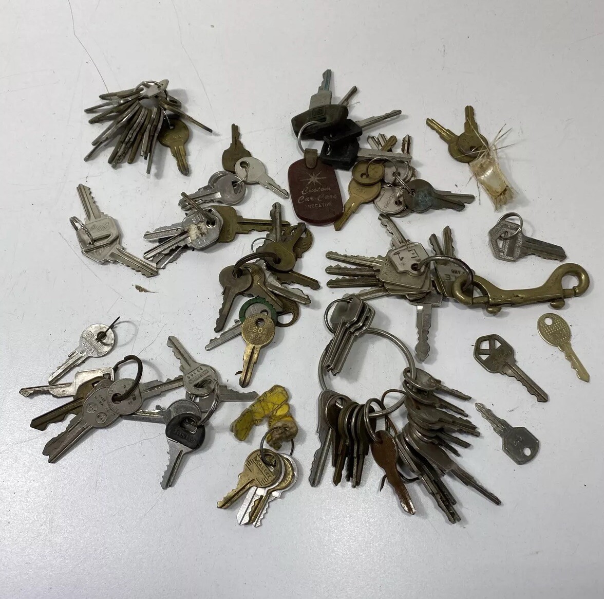 Large Lot of Vintage Car Auto Truck Master Lock Keys Inventory 4C