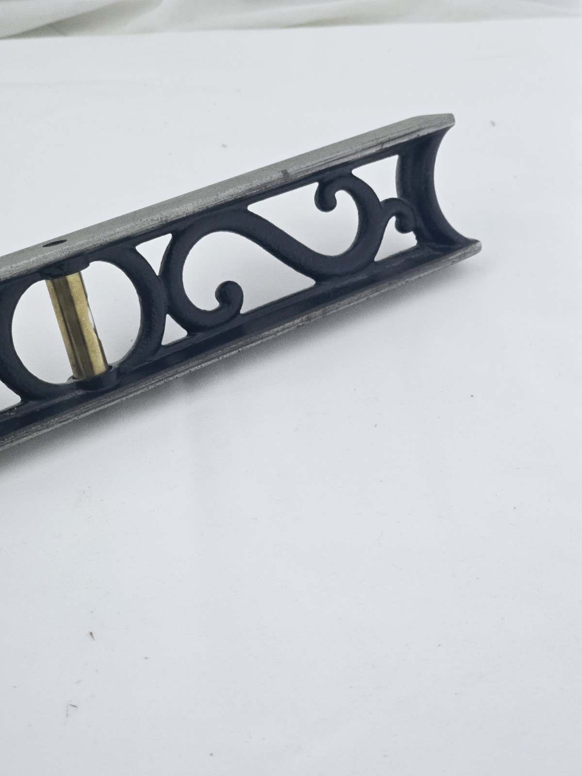Antique Cast Iron Level 24″