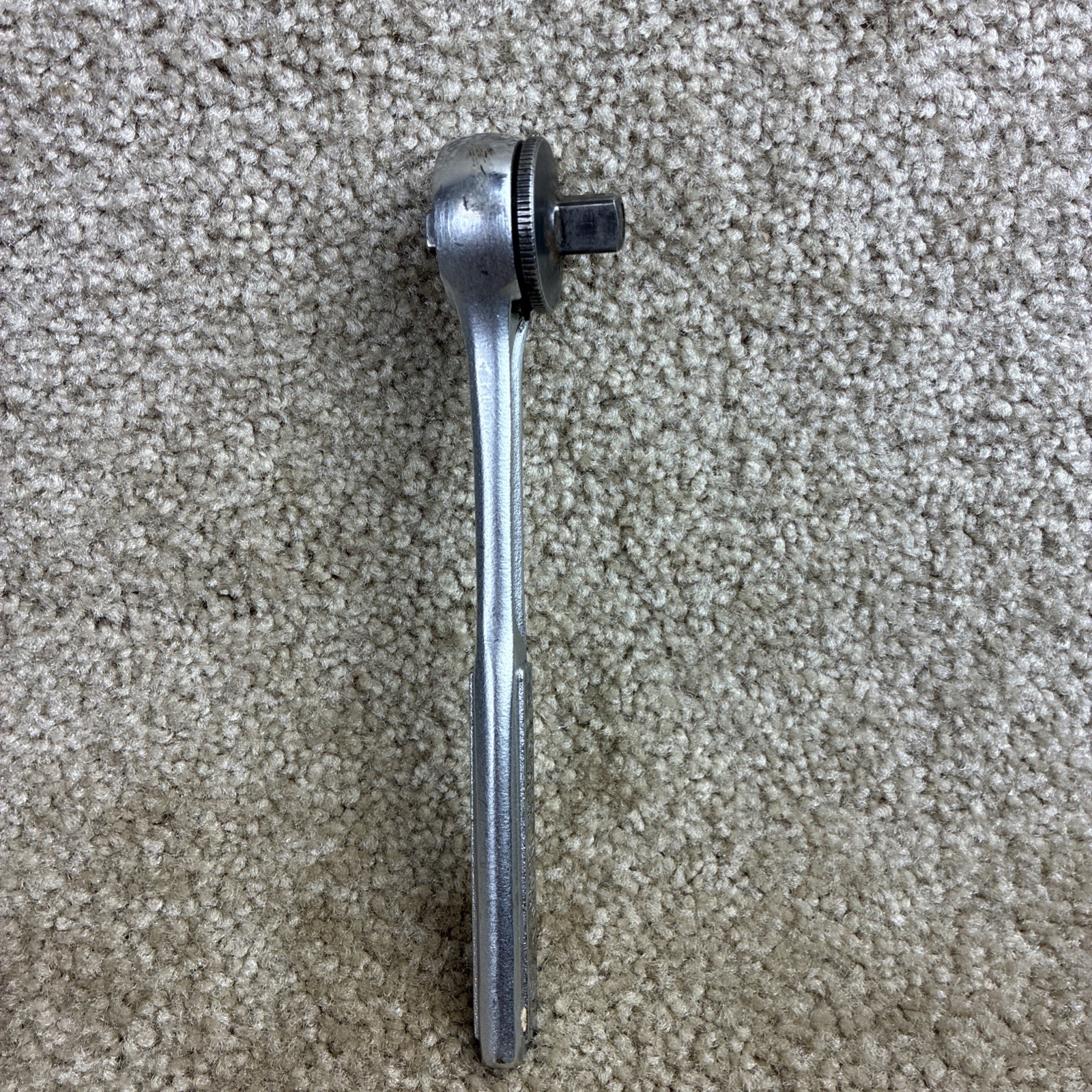 Craftsman Thumbwheel Fine Tooth Ratchet Set 3/8 & 1/2” Drive Good Condition